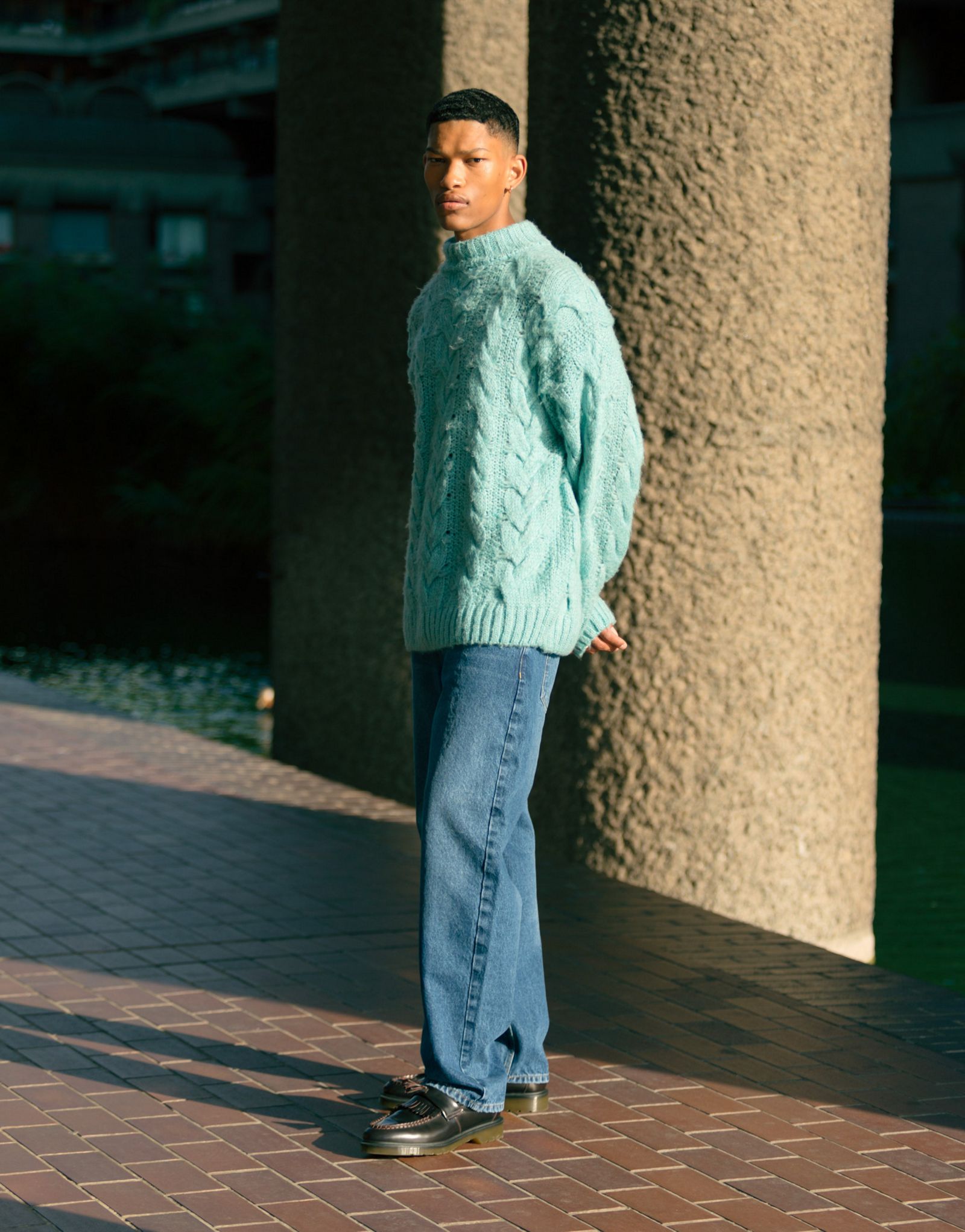 Синий свитер объемной вязки косой вязки Topman floria 13690₽