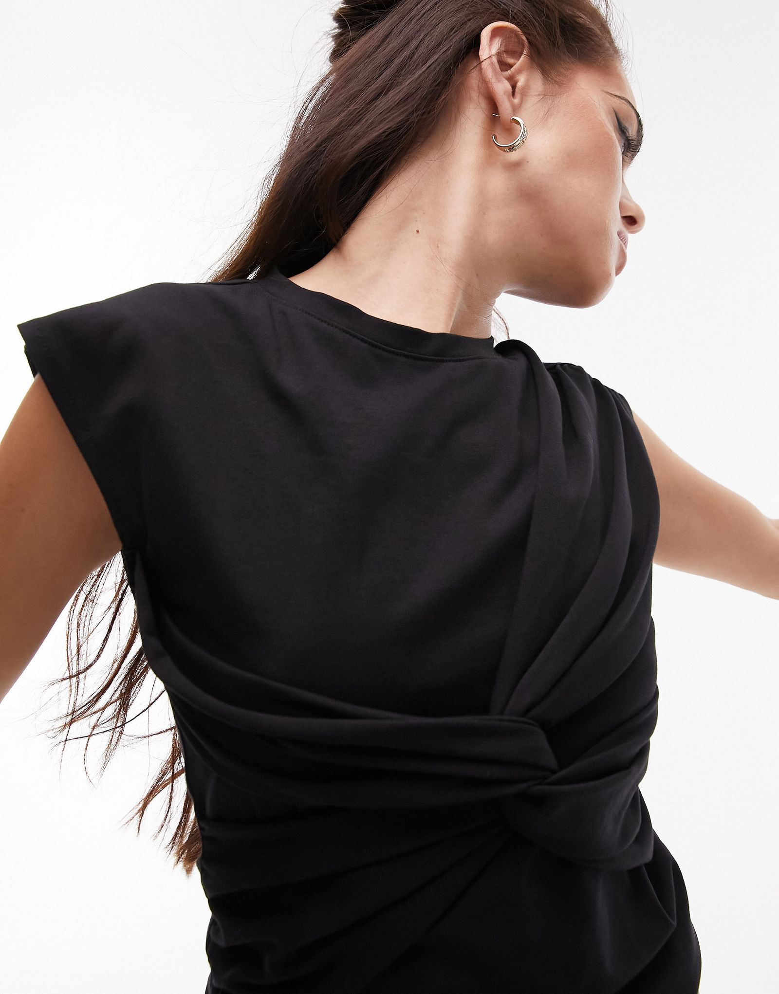 Черная майка Topshop Twist 4090₽