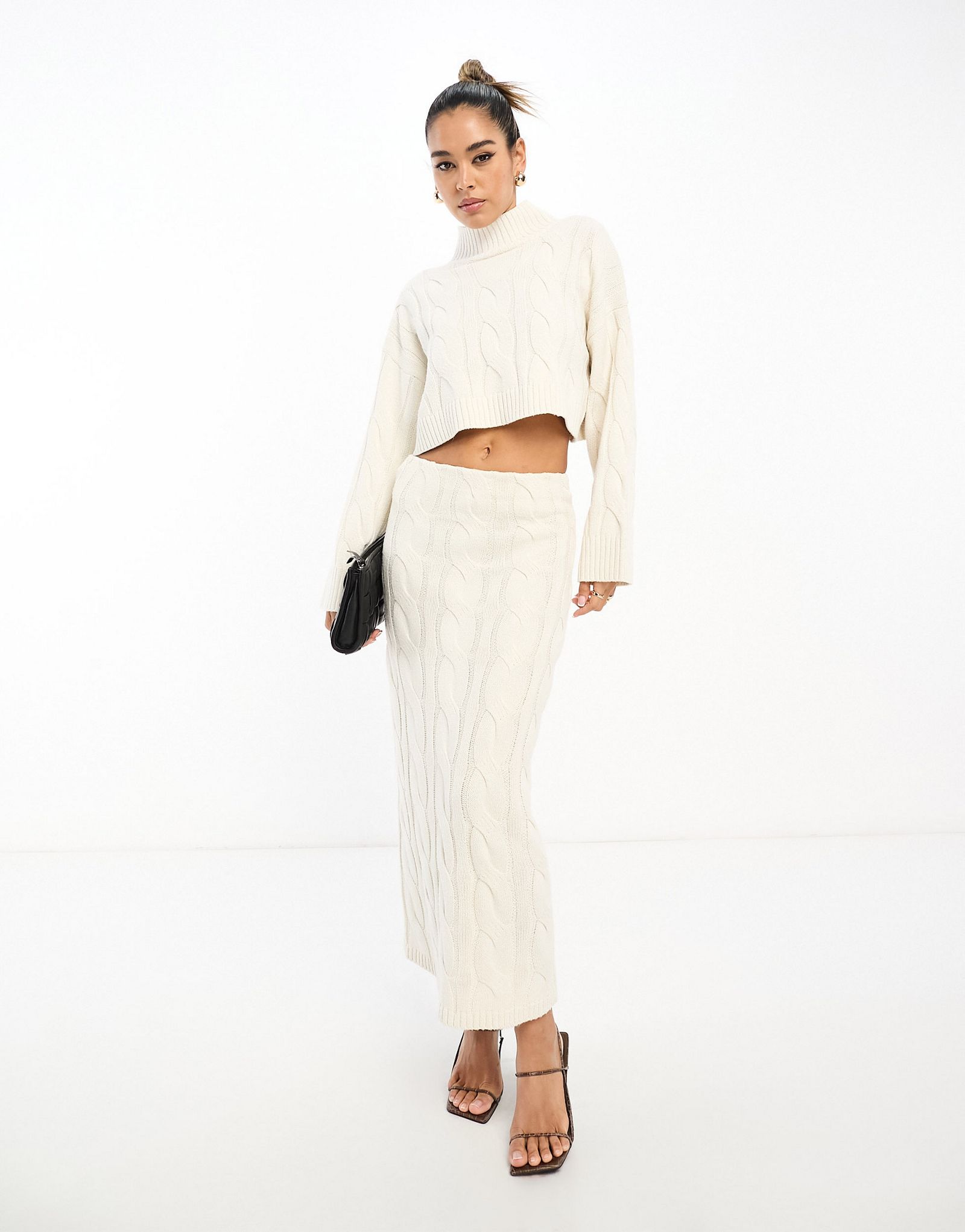 Кремовая юбка миди косой вязки Pretty Lavish - часть комплекта 17190₽