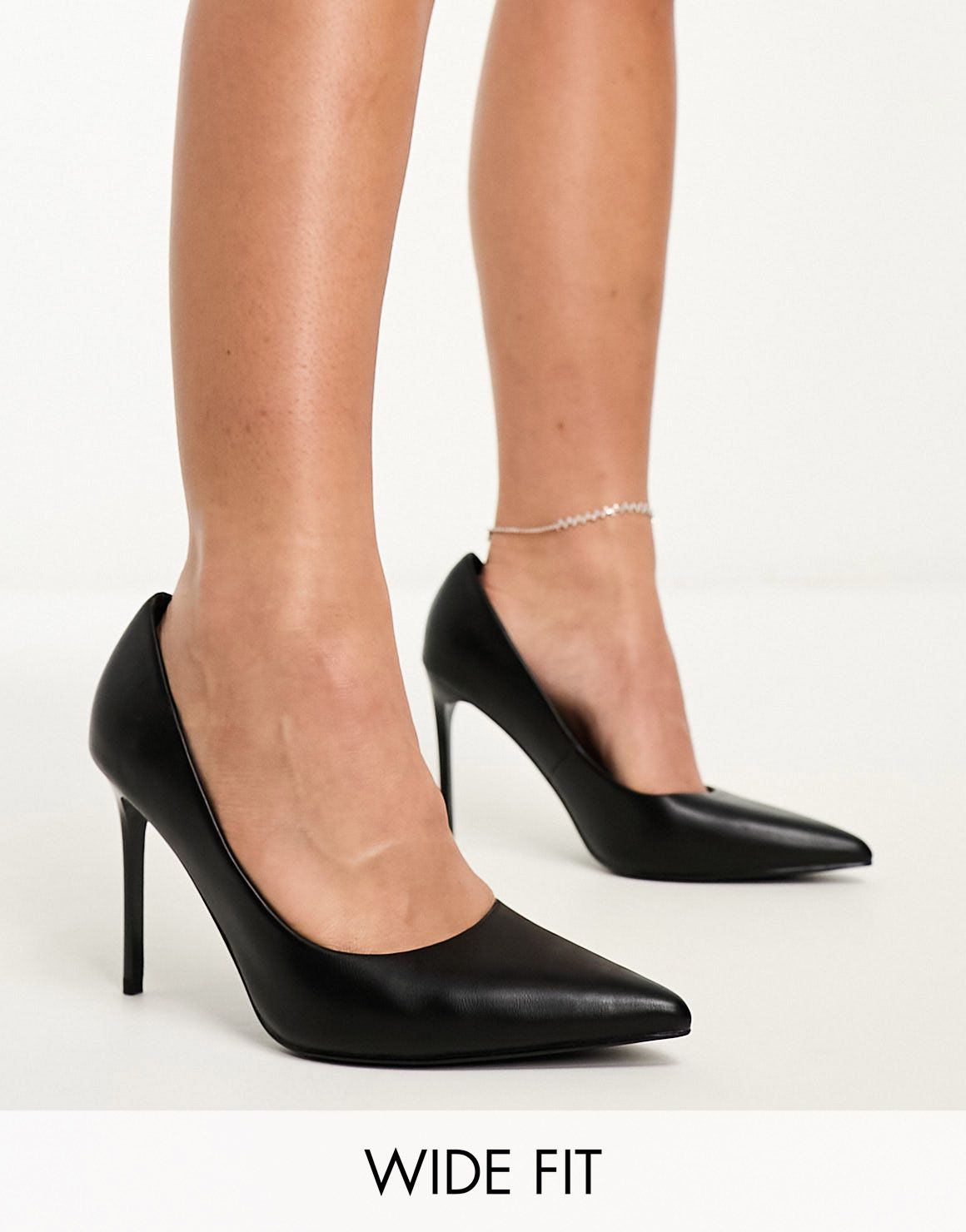 Черные туфли из искусственной кожи на остроконечном каблуке ASOS DESIGN Wide Fit Paphos 7190₽