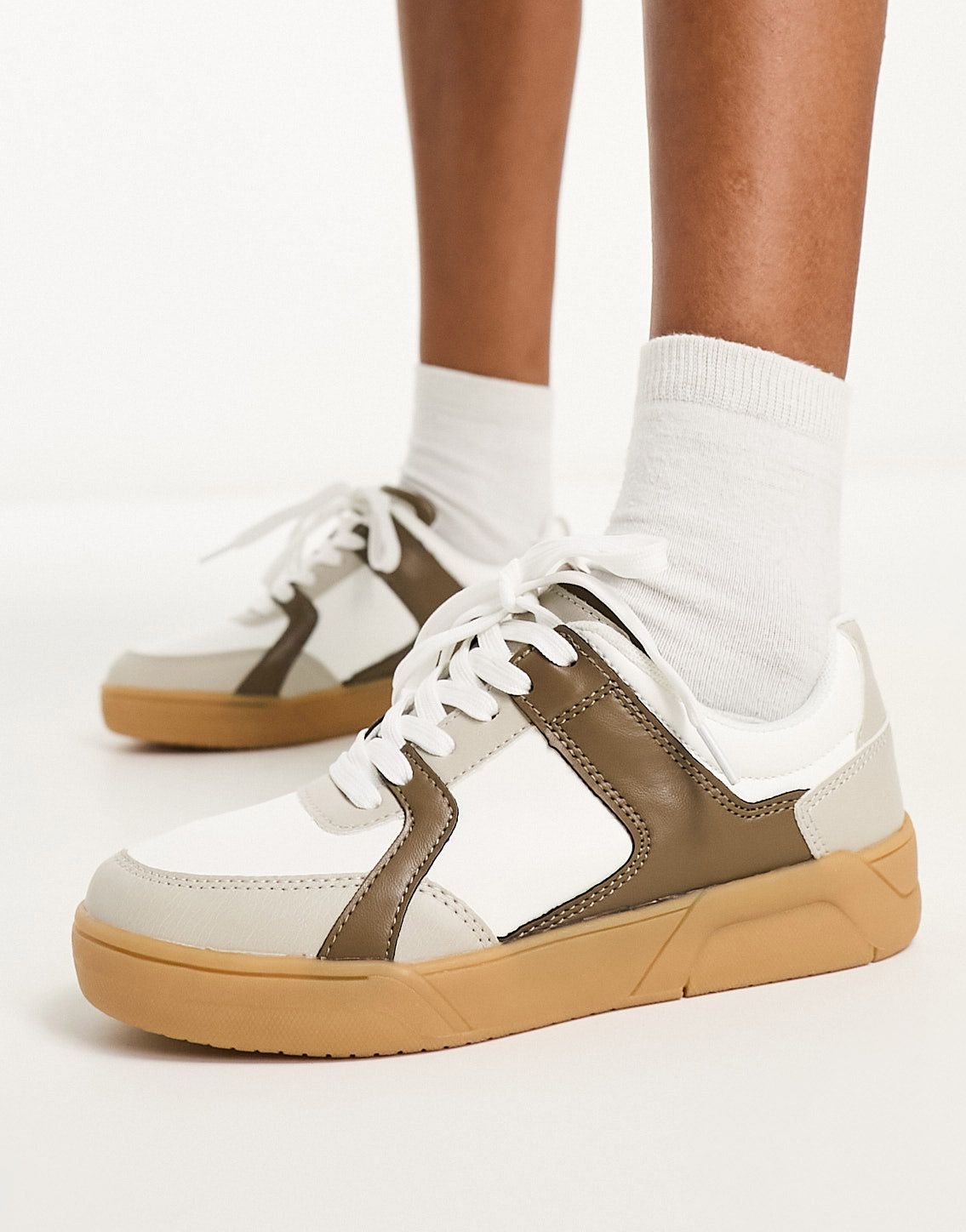 Кроссовки цвета хаки на шнуровке ASOS DESIGN Digit 2990₽