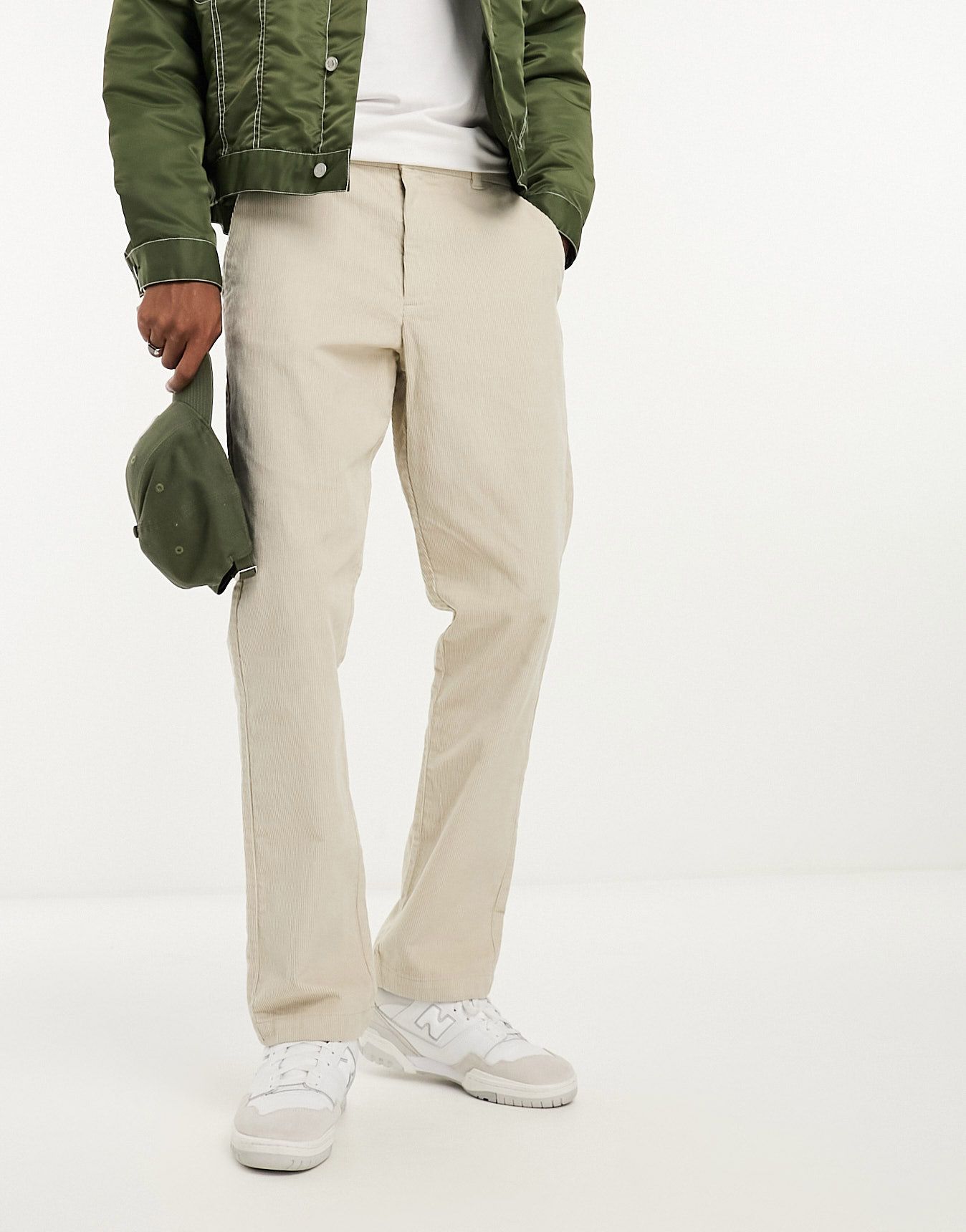 Вельветовые брюки French Connection с камнем 8690₽