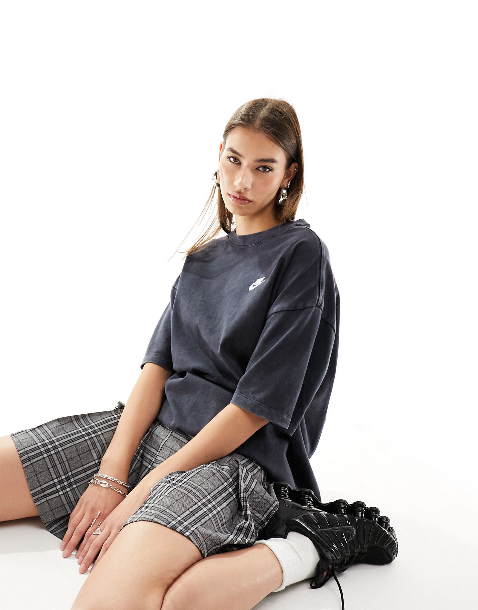 Черная футболка оверсайз с принтом на спине Nike Essentials Dunk 5490₽