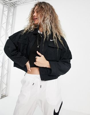 Черная укороченная полевая куртка из тканого материала Nike Essential
