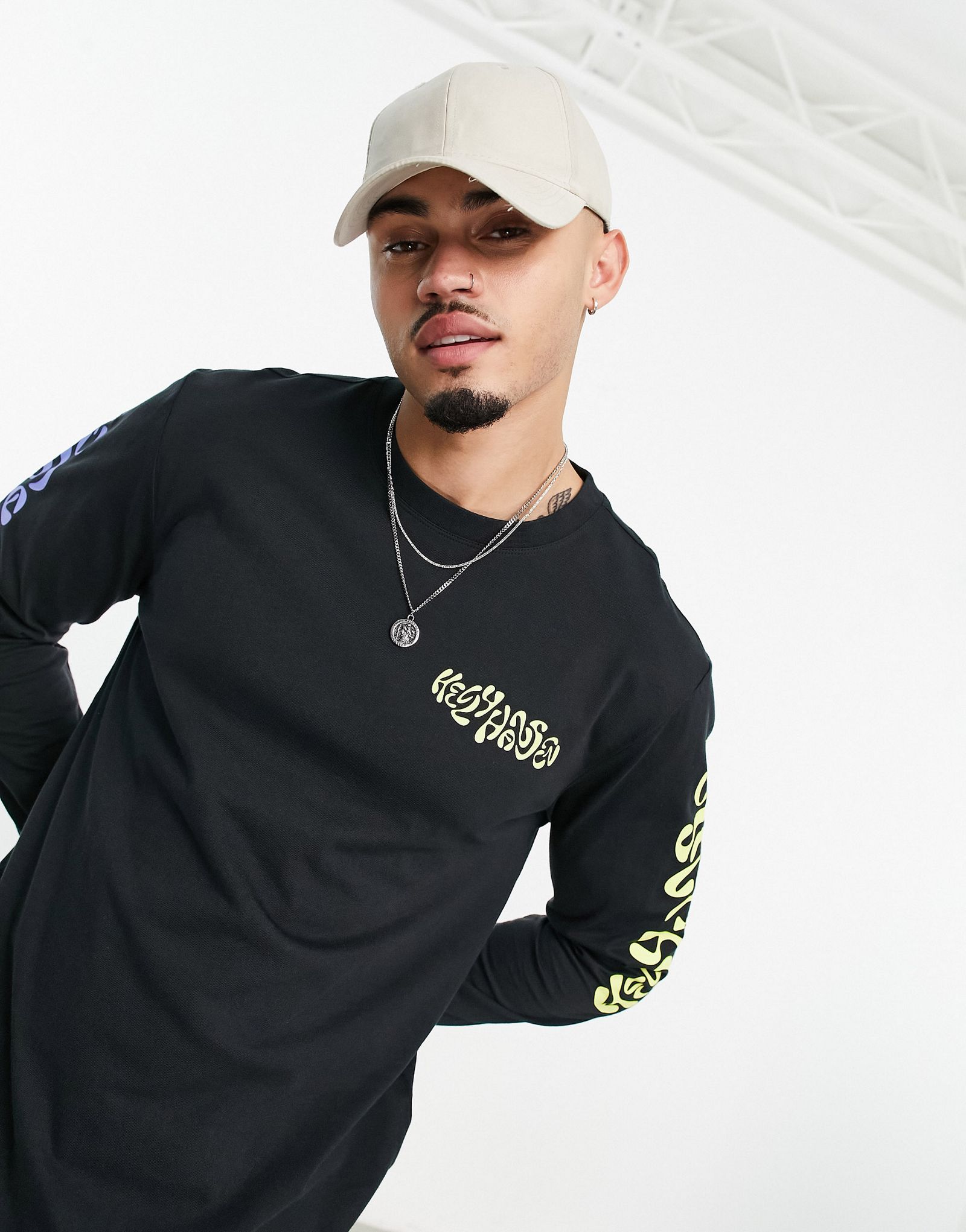 Черный свободный топ с длинными рукавами и принтом на рукавах Helly Hansen Play 7890₽