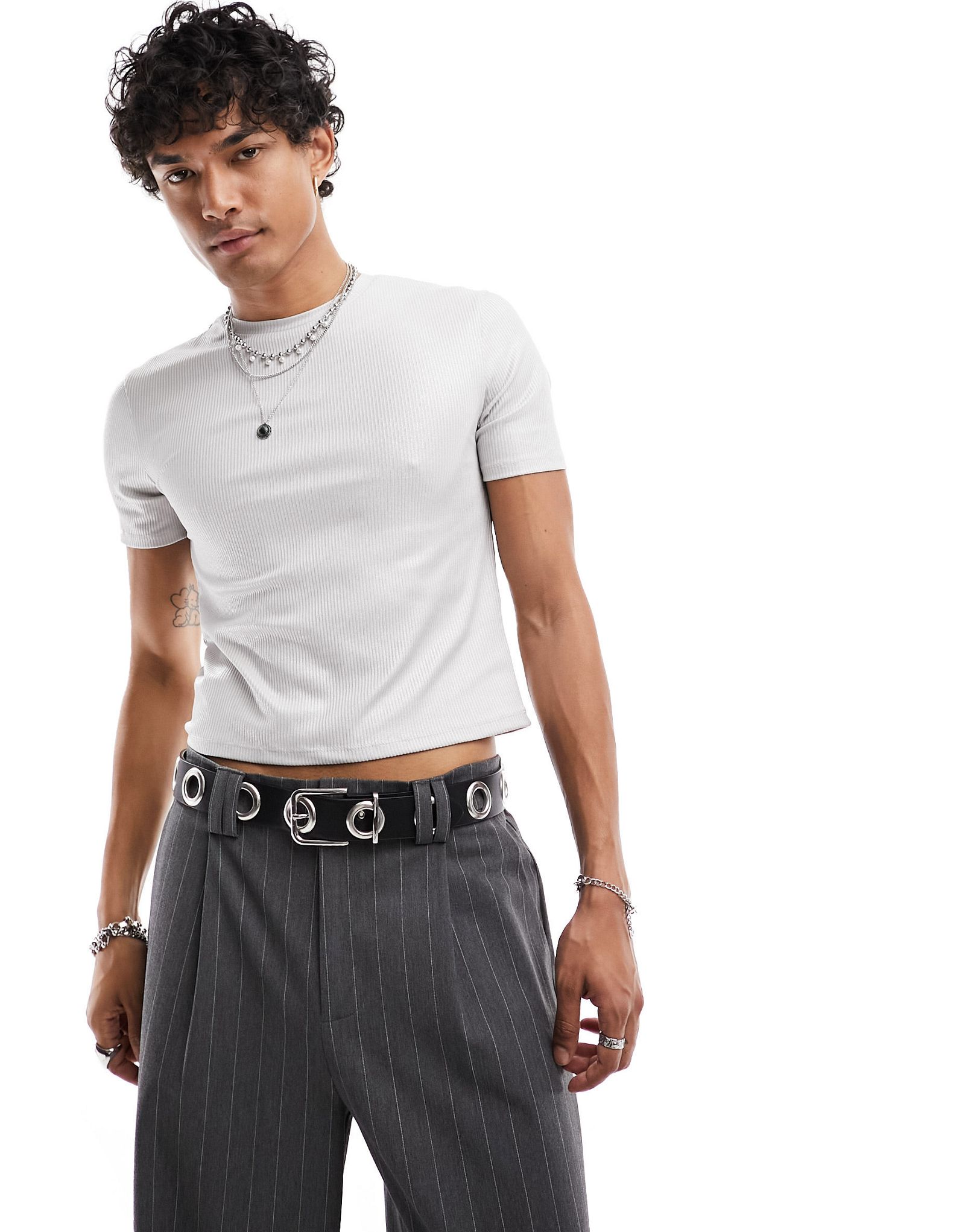 Облегающая футболка в рубчик с блестками ASOS DESIGN 3990₽