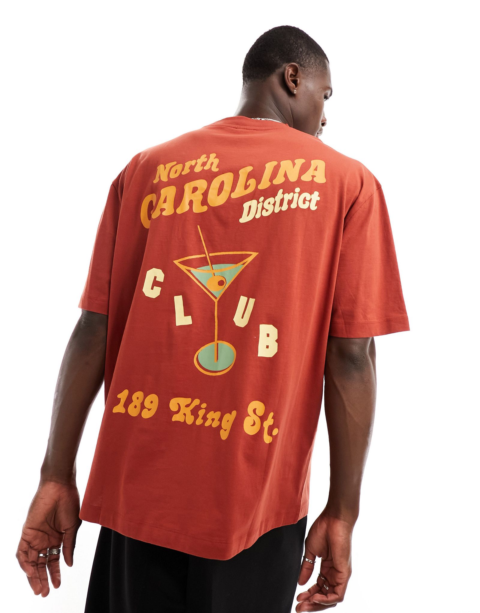 Красная оверсайз-футболка красного цвета с коктейльным принтом на спине ASOS DESIGN 4390₽