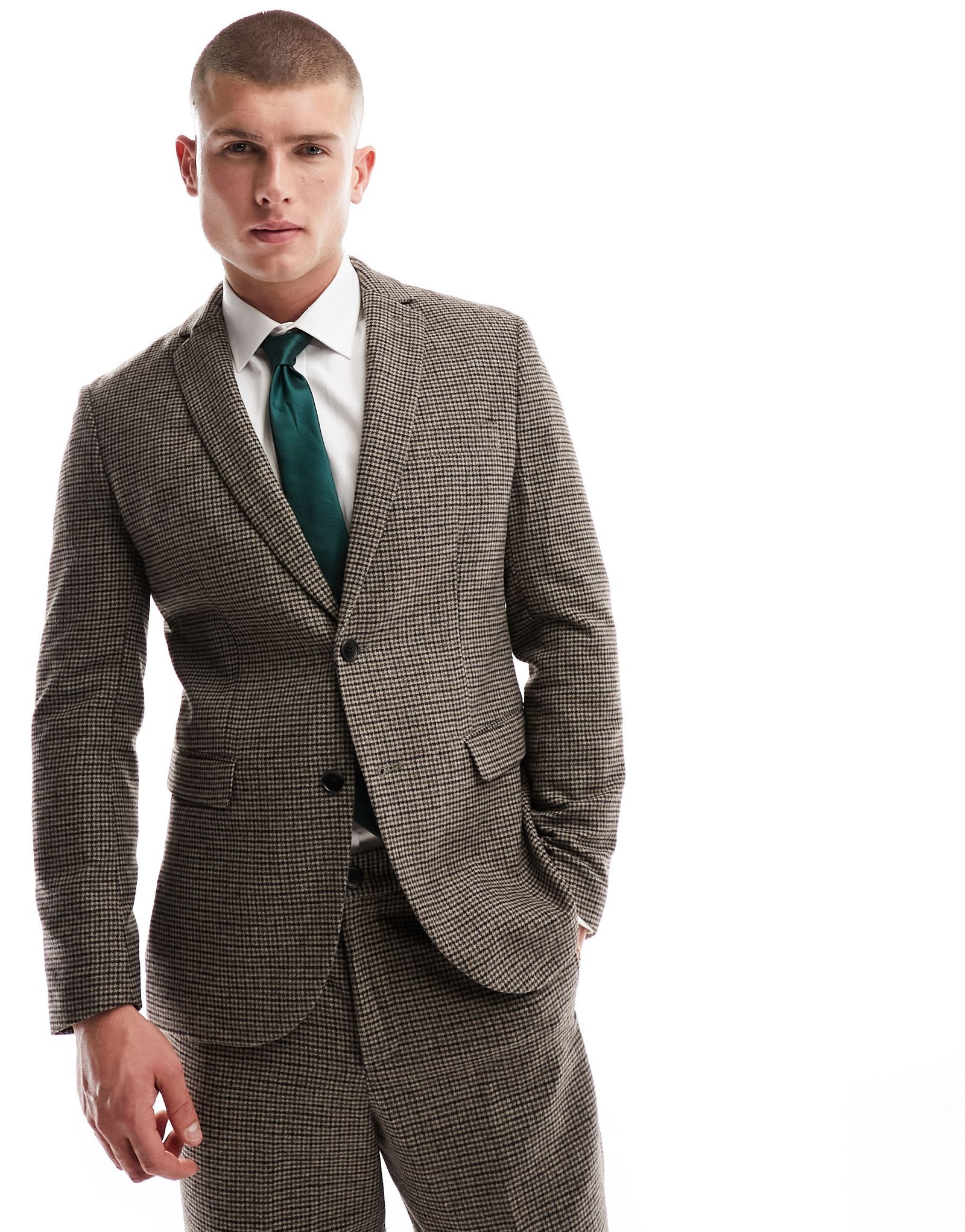 Коричневый узкий пиджак Selected Homme 16890₽