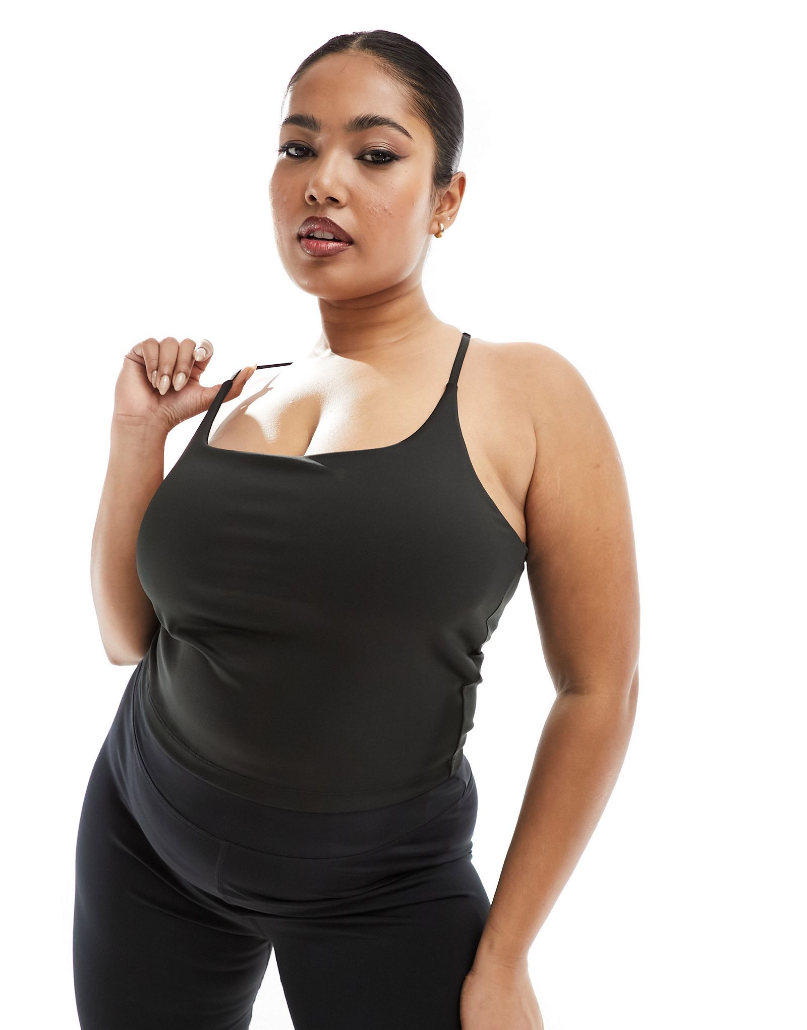 Укороченный топ на бретельках для йоги с бюстгальтером на внутренней стороне ASOS 4505 Curve Icon 3290₽