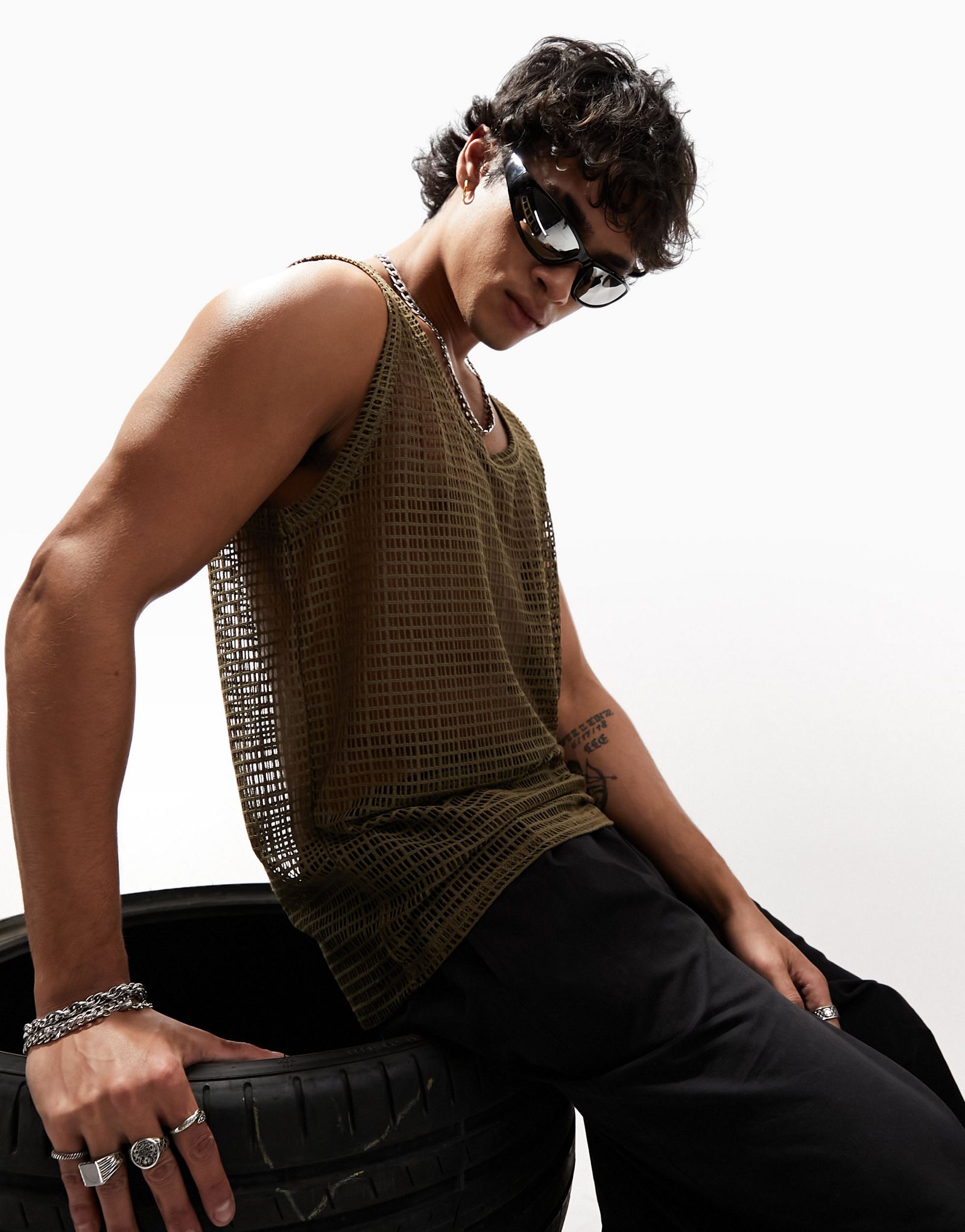 Свободная майка цвета хаки с открытой сеткой и овальным вырезом ASOS DESIGN 5690₽