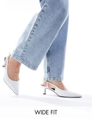 Белые туфли на среднем каблуке с открытой пяткой ASOS DESIGN Wide Fit Strut