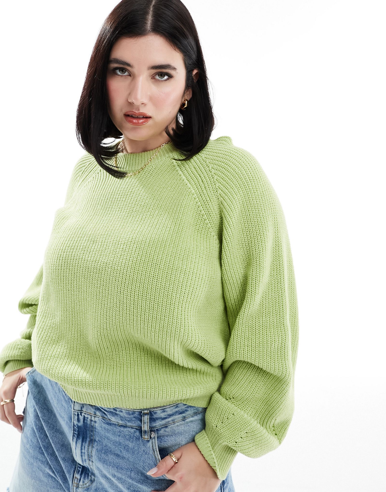 Зеленый свитер с нашивкой и объемными рукавами ASOS DESIGN Curve