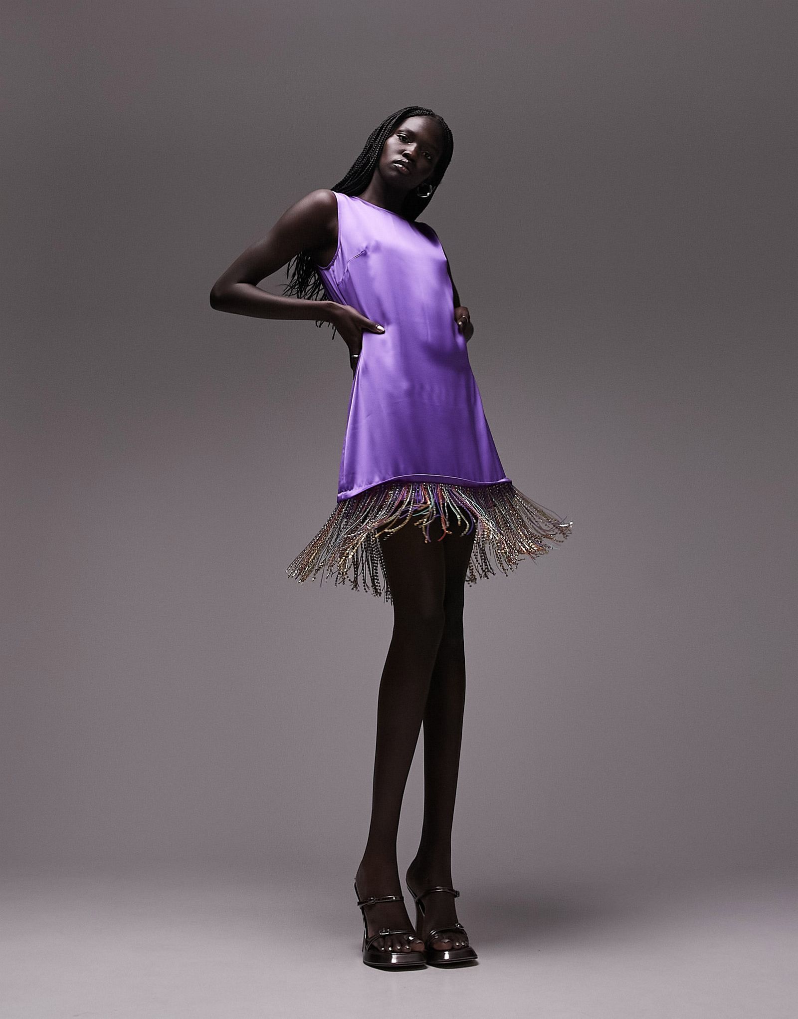 Разноцветное платье мини с радужной бахромой Topshop 29490₽