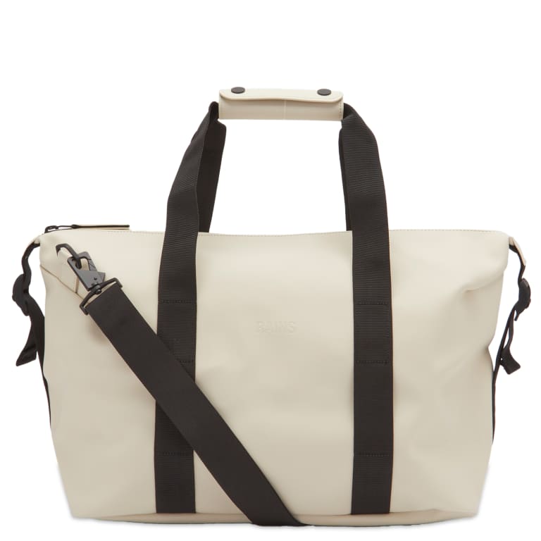 Маленькая сумка для выходных от дождя