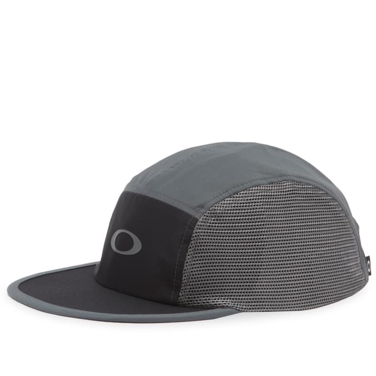 Oakley Latitude Arc Cap 6690₽