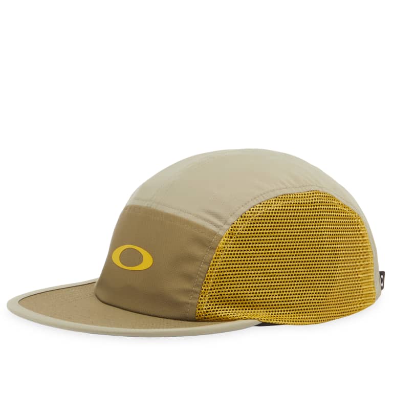 Oakley Latitude Arc Cap 6690₽