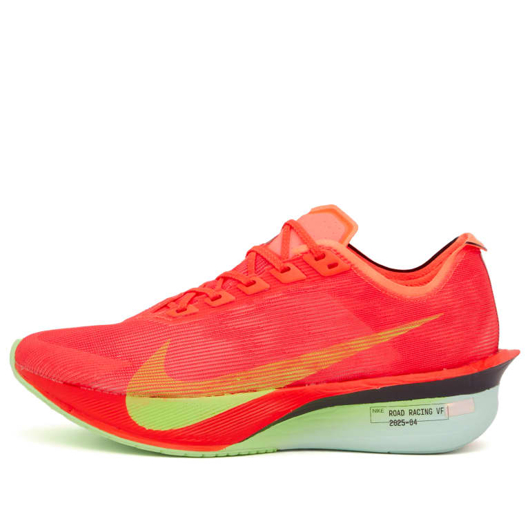 Nike Running ZoomX Vaporfly 4 Sneaker