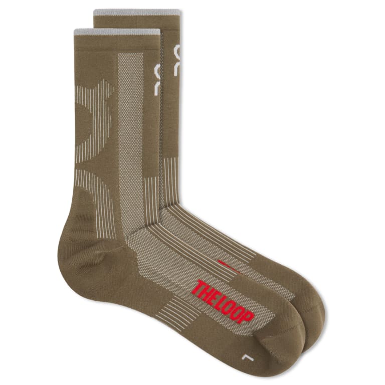 ON x Pleasures x The Loop Socks 5090₽