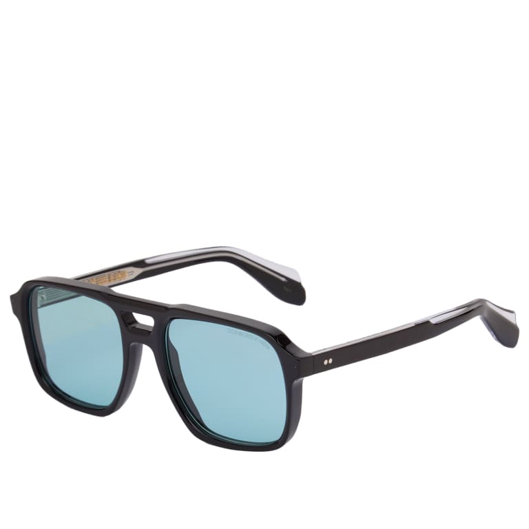 Солнцезащитные очки Cutler и Gross за 1394 доллара 78990₽