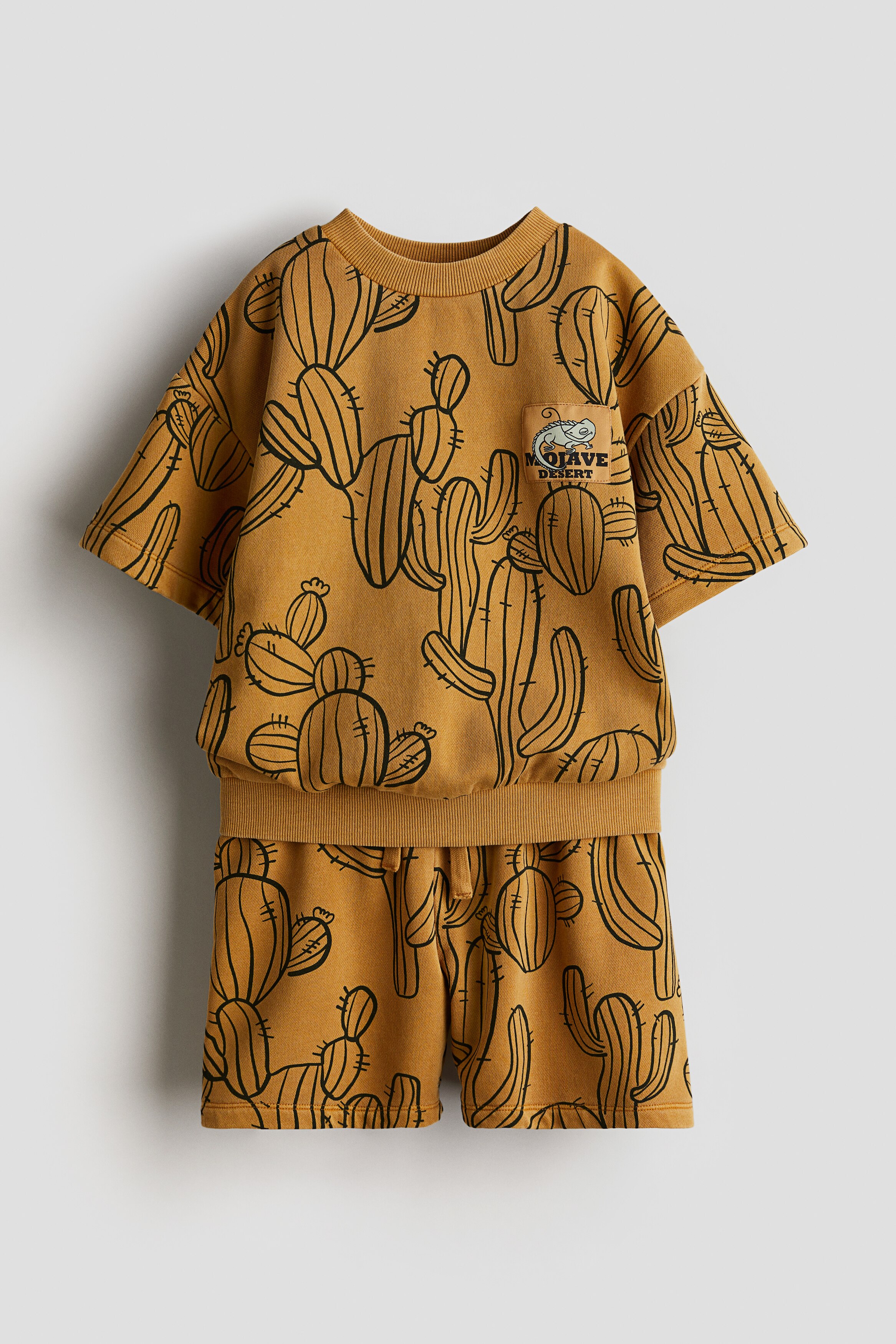 Спортивный костюм с принтом H&M из 2 частей