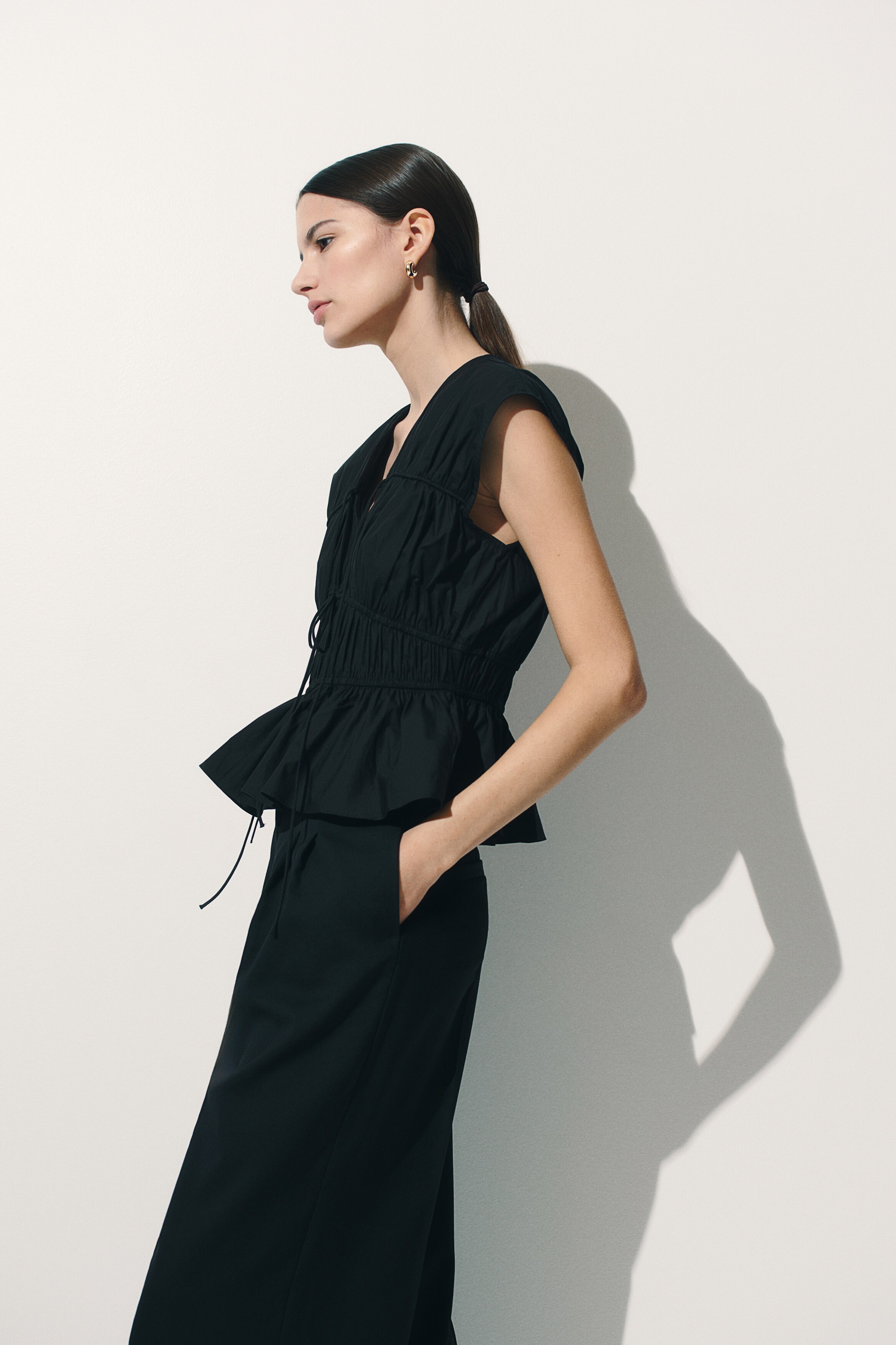 Блузка из поплина с завязками от H&M