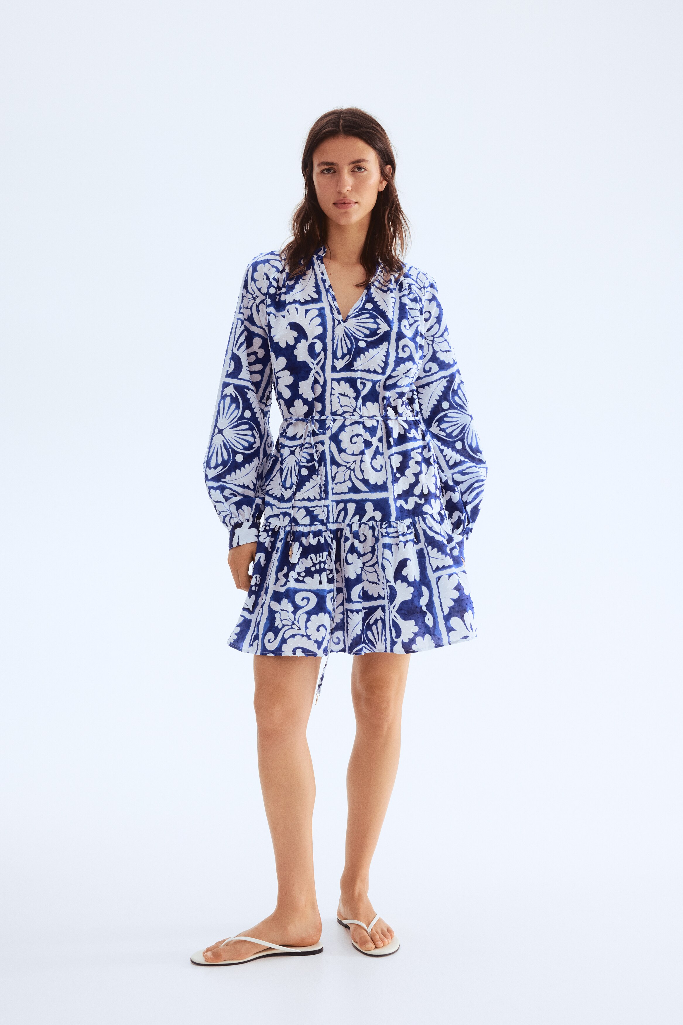Платье H&M Plumeti