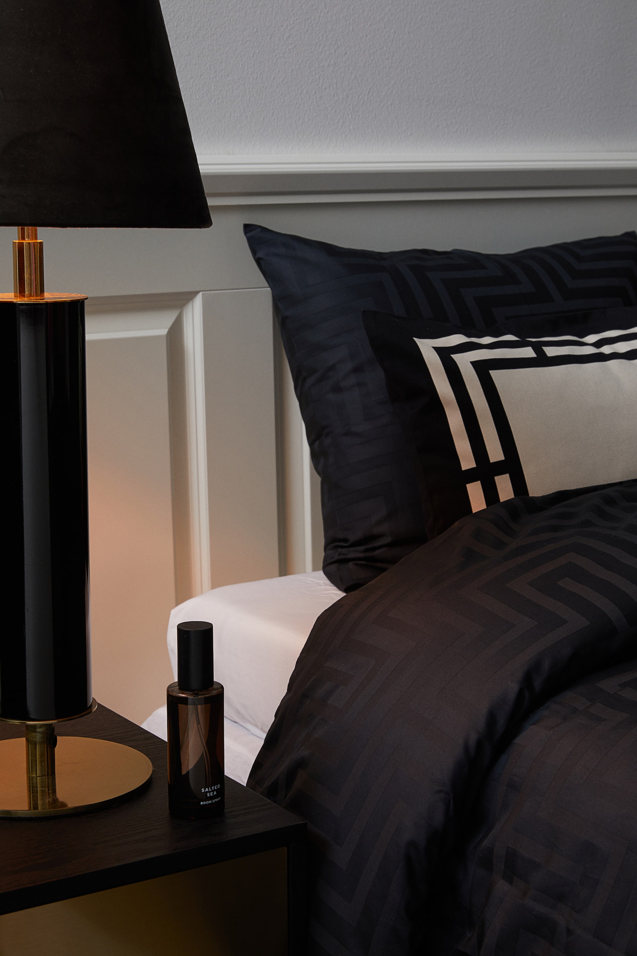 Двойной пододеяльник из хлопка и сатина H-M 13390₽