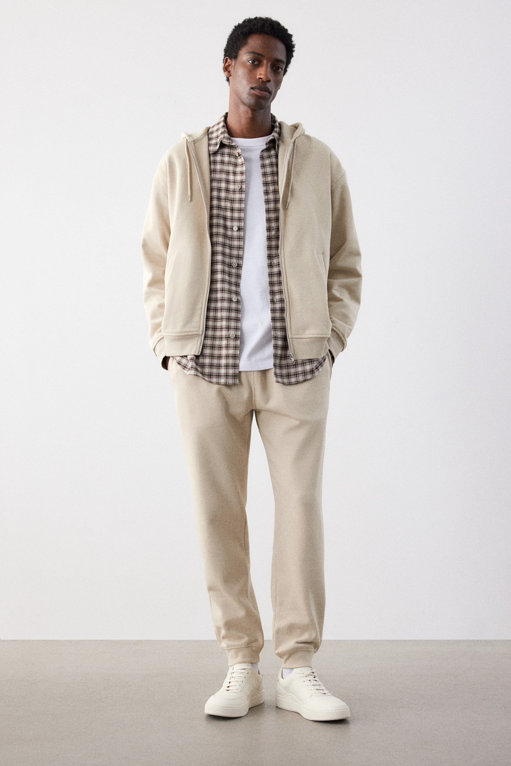 Спортивные брюки H-M Regular Fit 3790₽