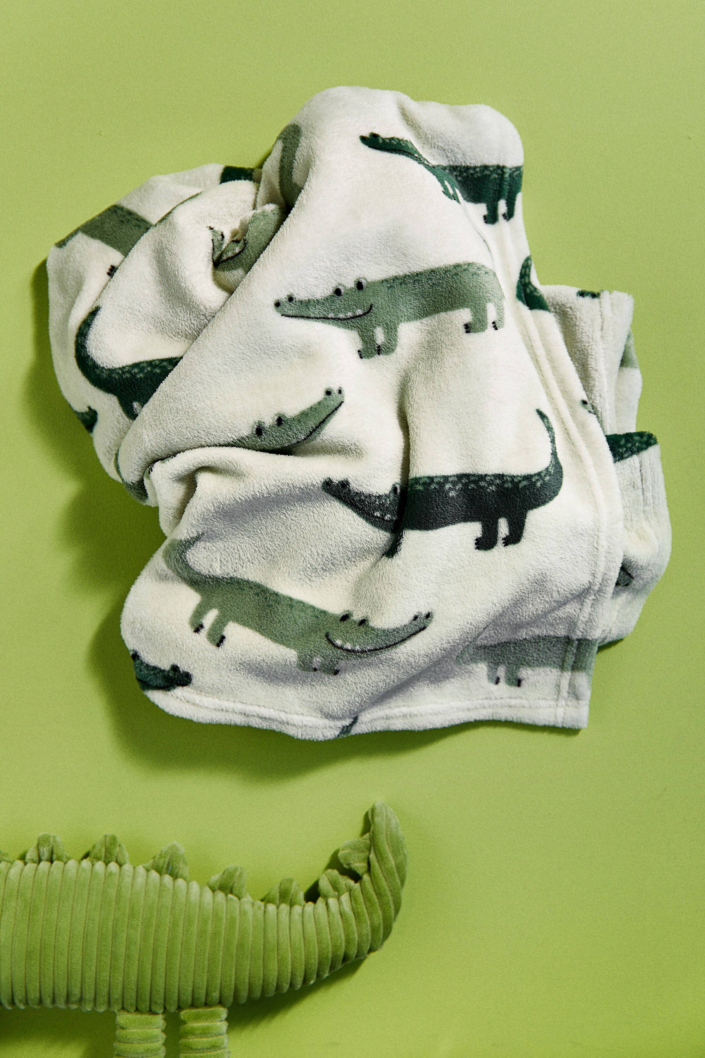 Light green/crocodiles