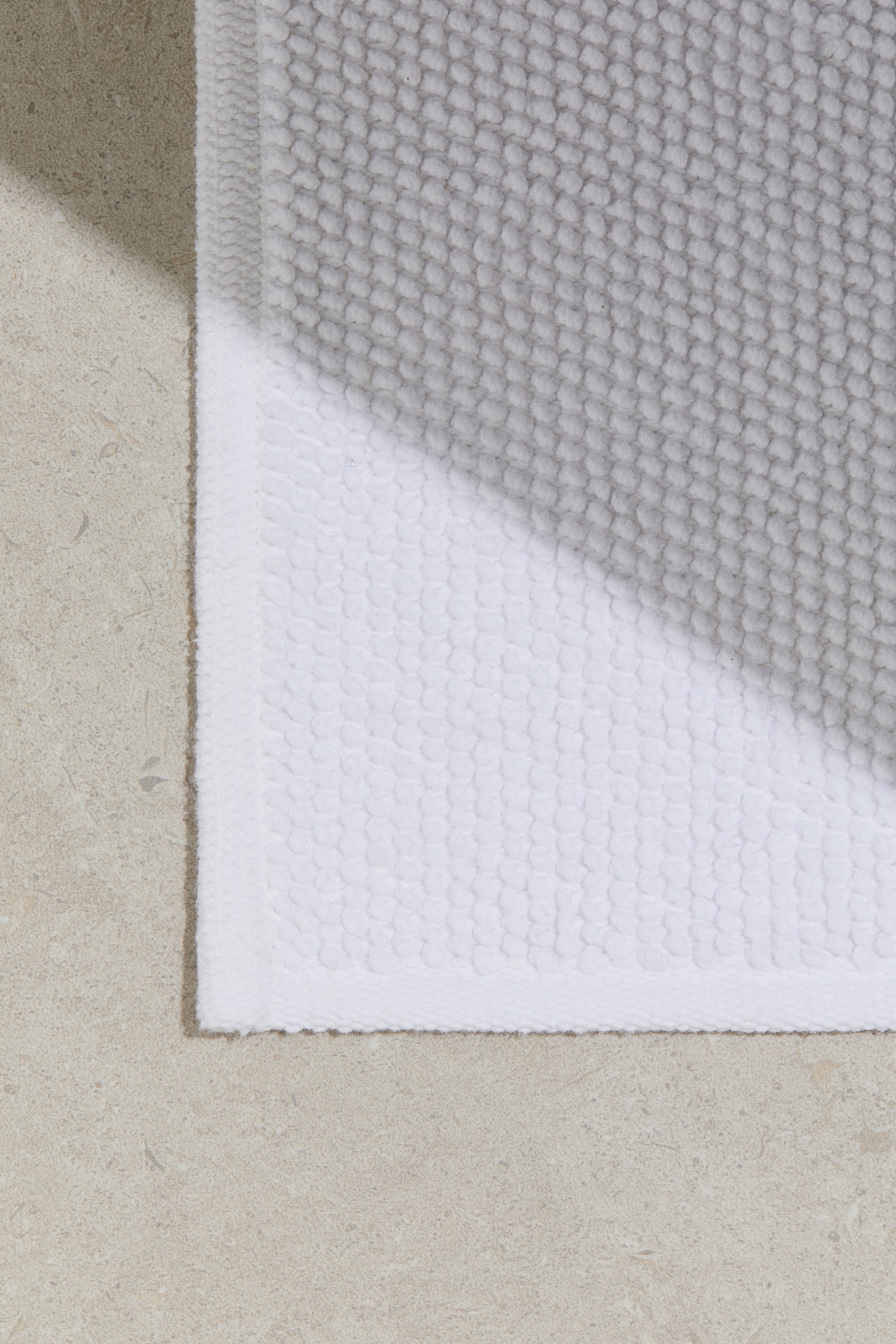 Хлопчатобумажный коврик для ванной H-M 3390₽