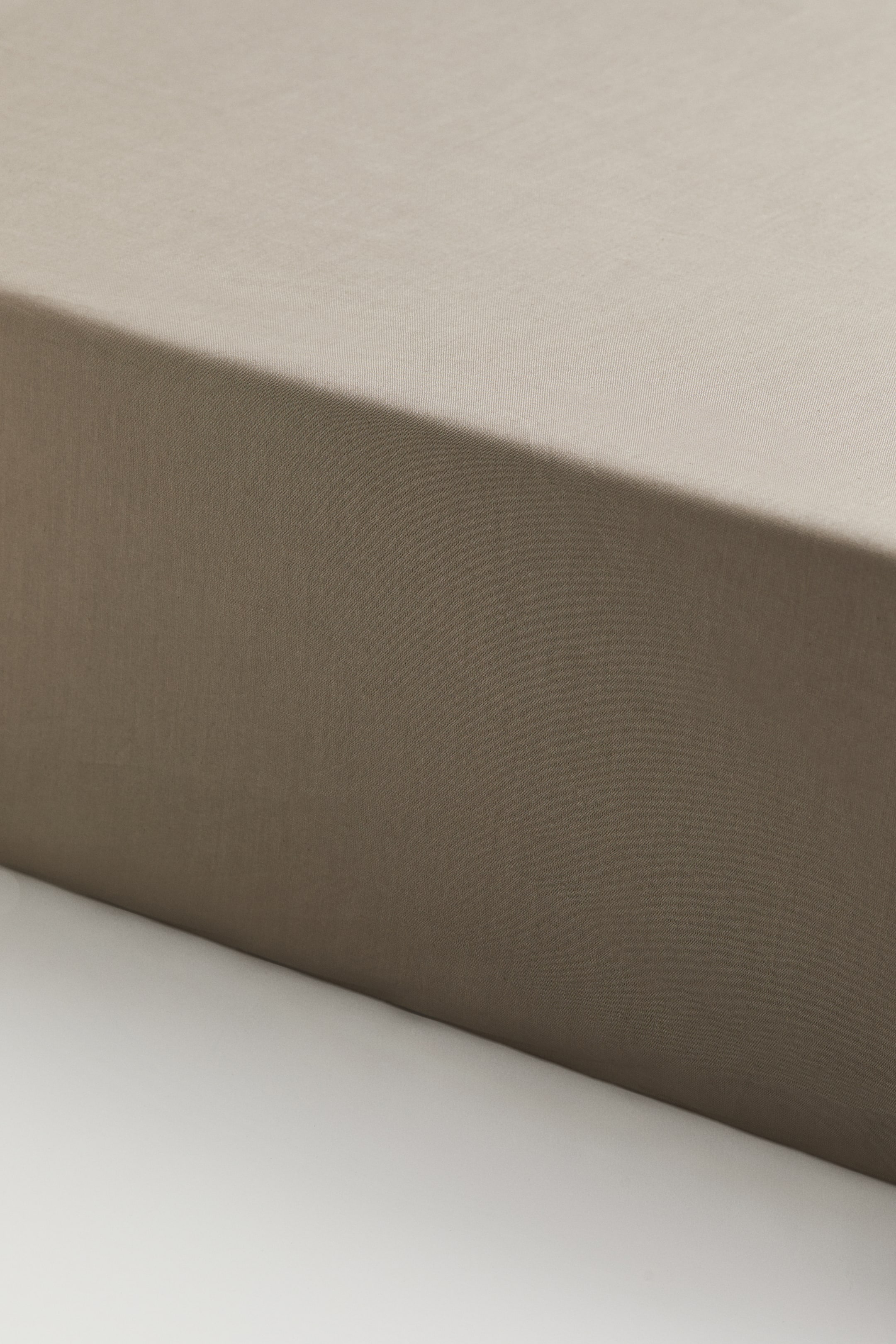 Хлопчатобумажная простыня в обтяжку от H-M 3390₽