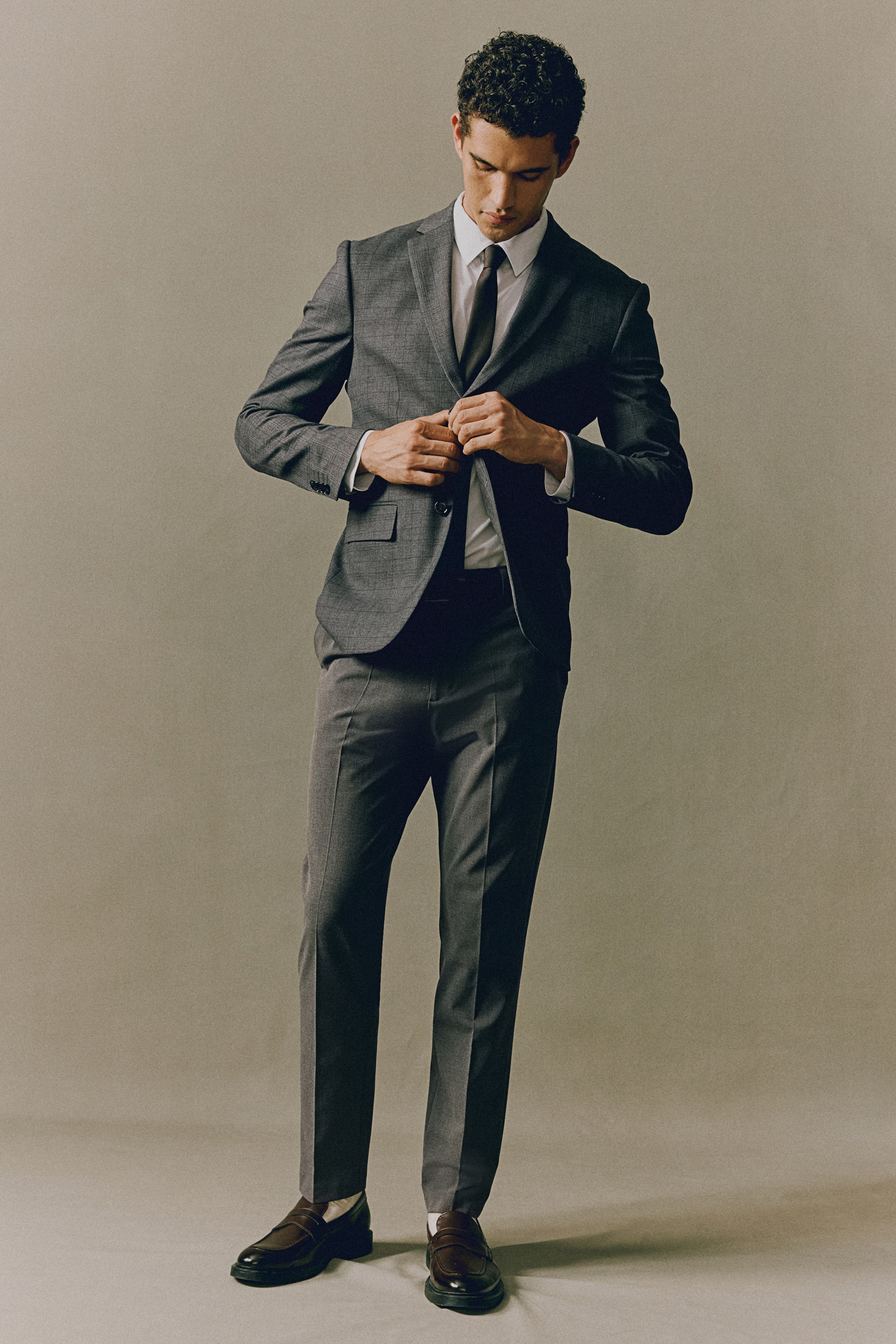 Брюки зауженного кроя от H-M 6690₽