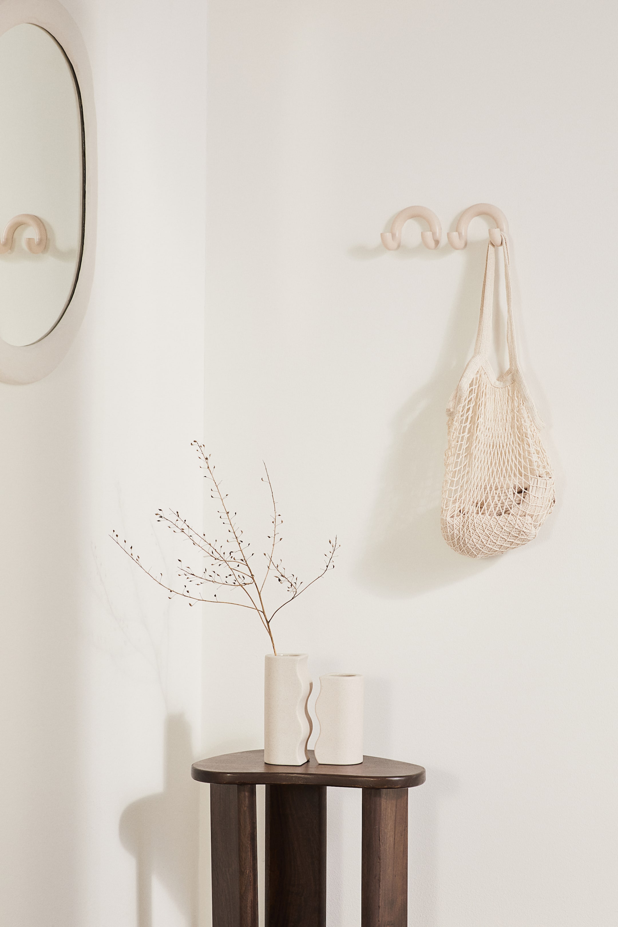 Металлическая настенная вешалка H-M 3790₽