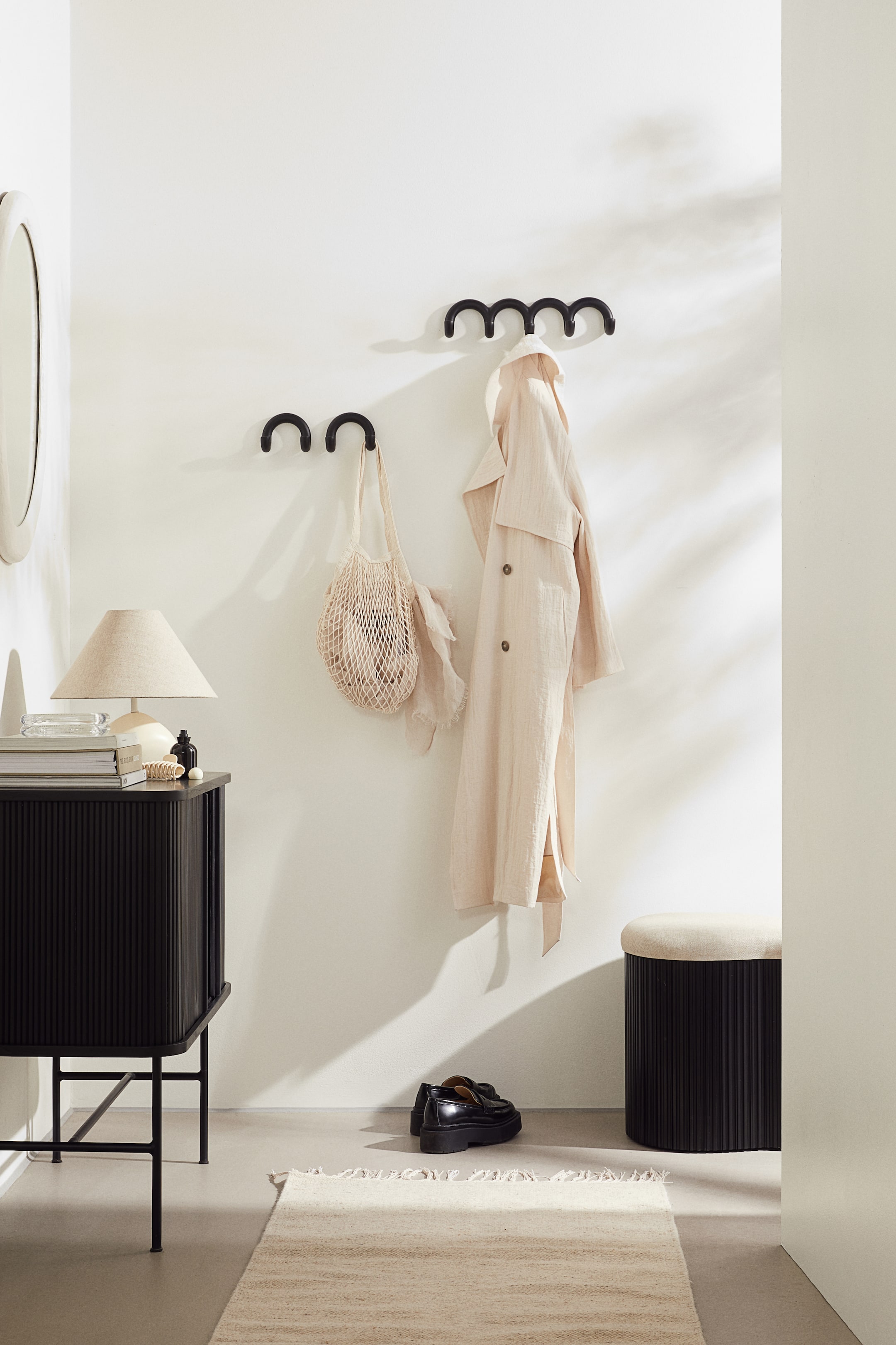 Настенный металлический стеллаж H-M 7690₽