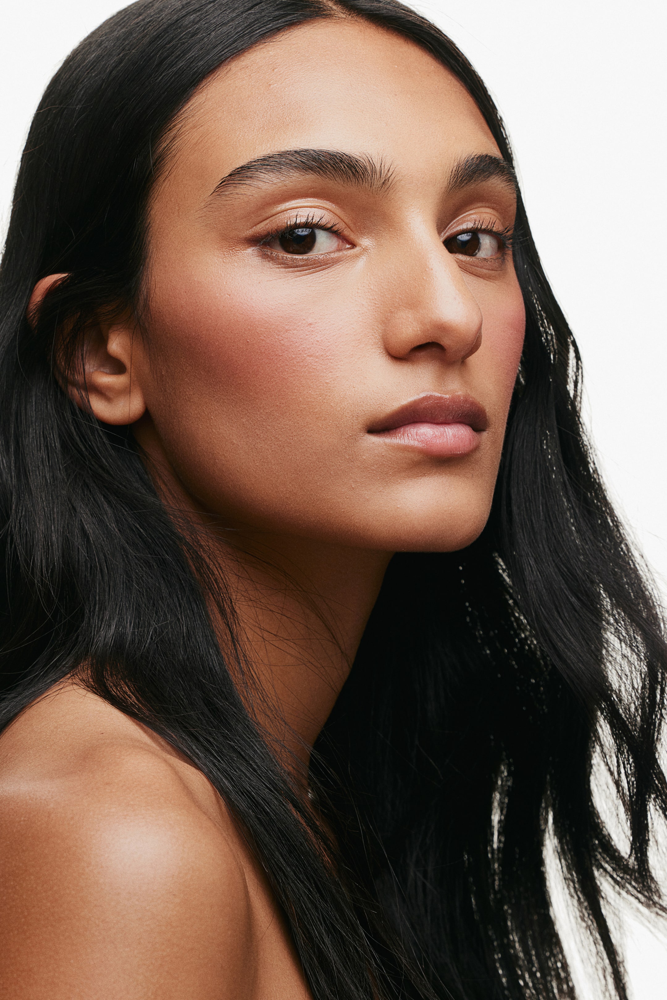 Румяна из прессованной пудры H-M 2090₽