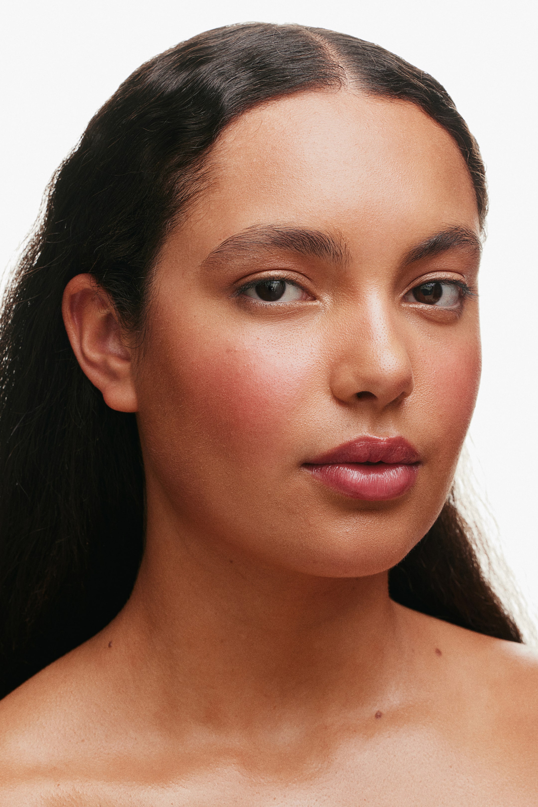 Румяна из прессованной пудры H-M 2090₽