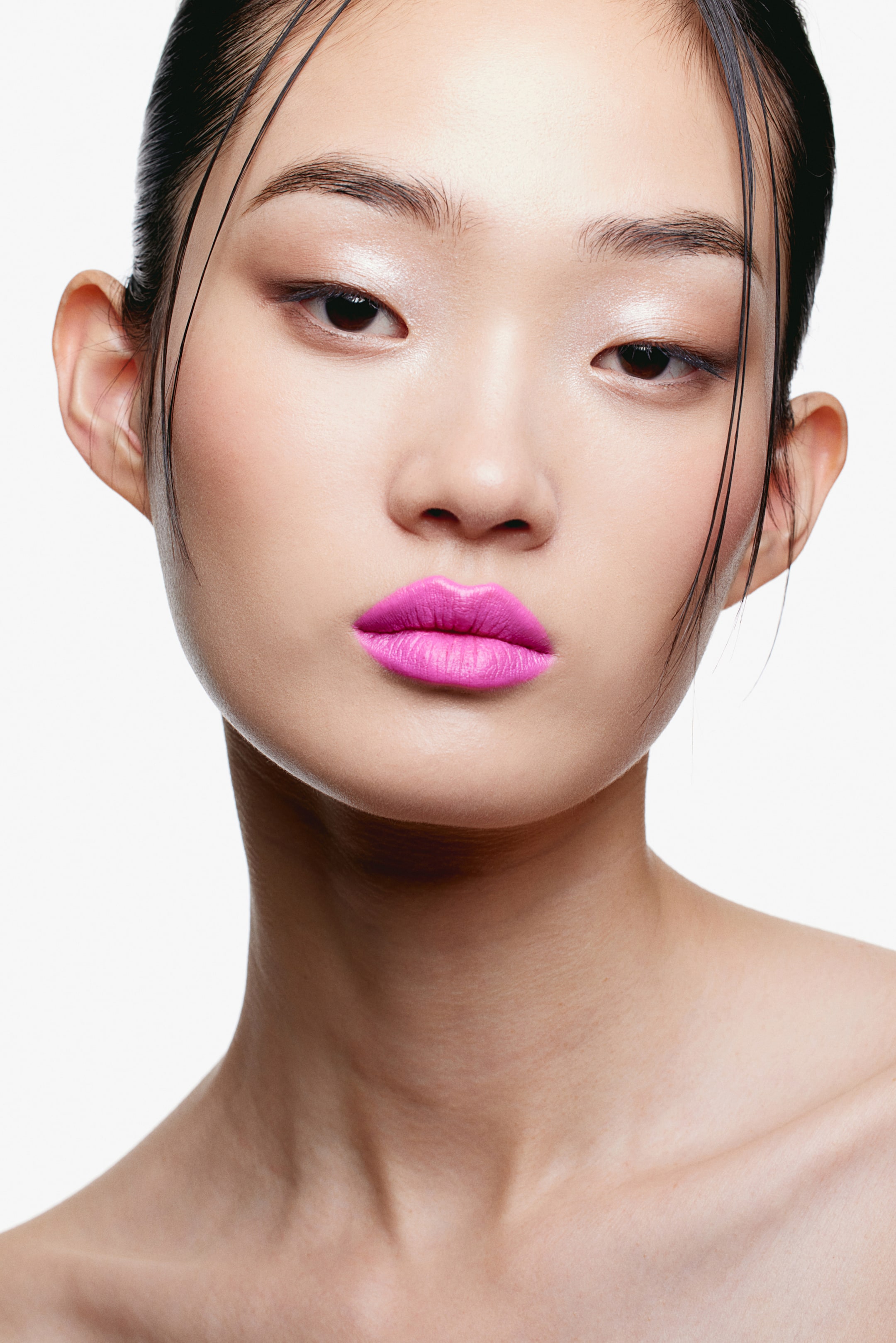 Атласная губная помада H-M 2890₽