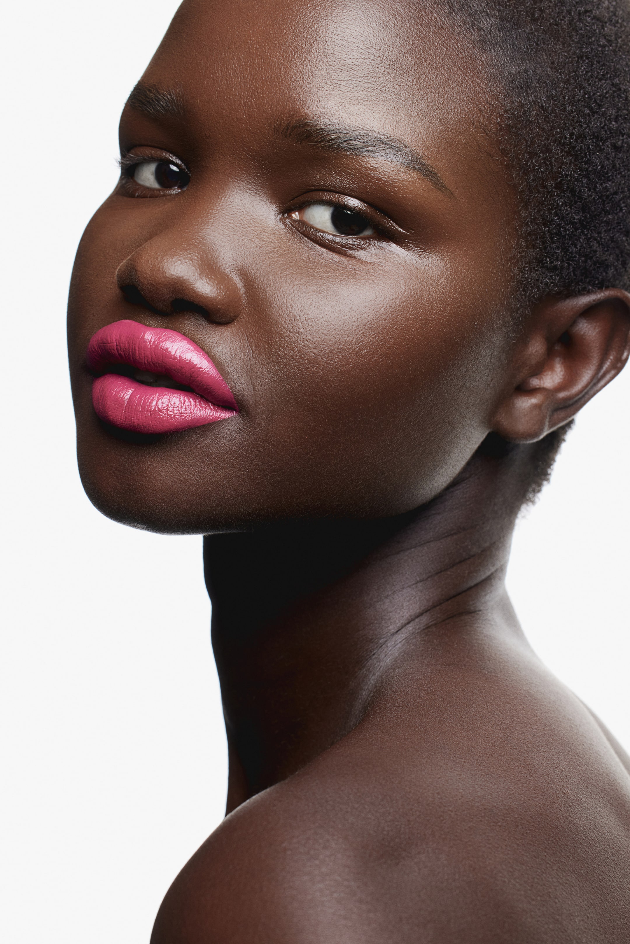 Атласная губная помада H-M 2890₽