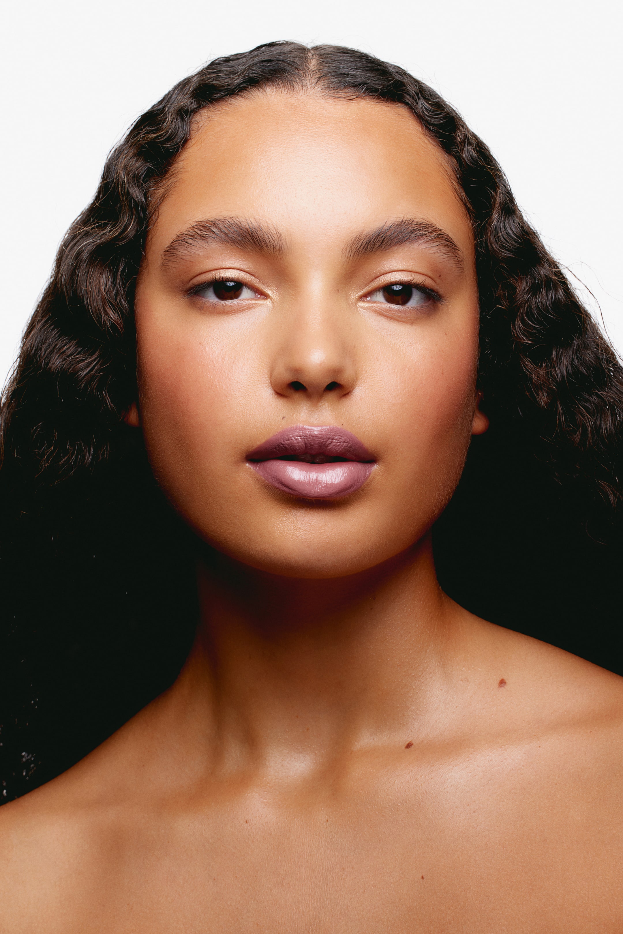 Атласная губная помада H-M 2890₽