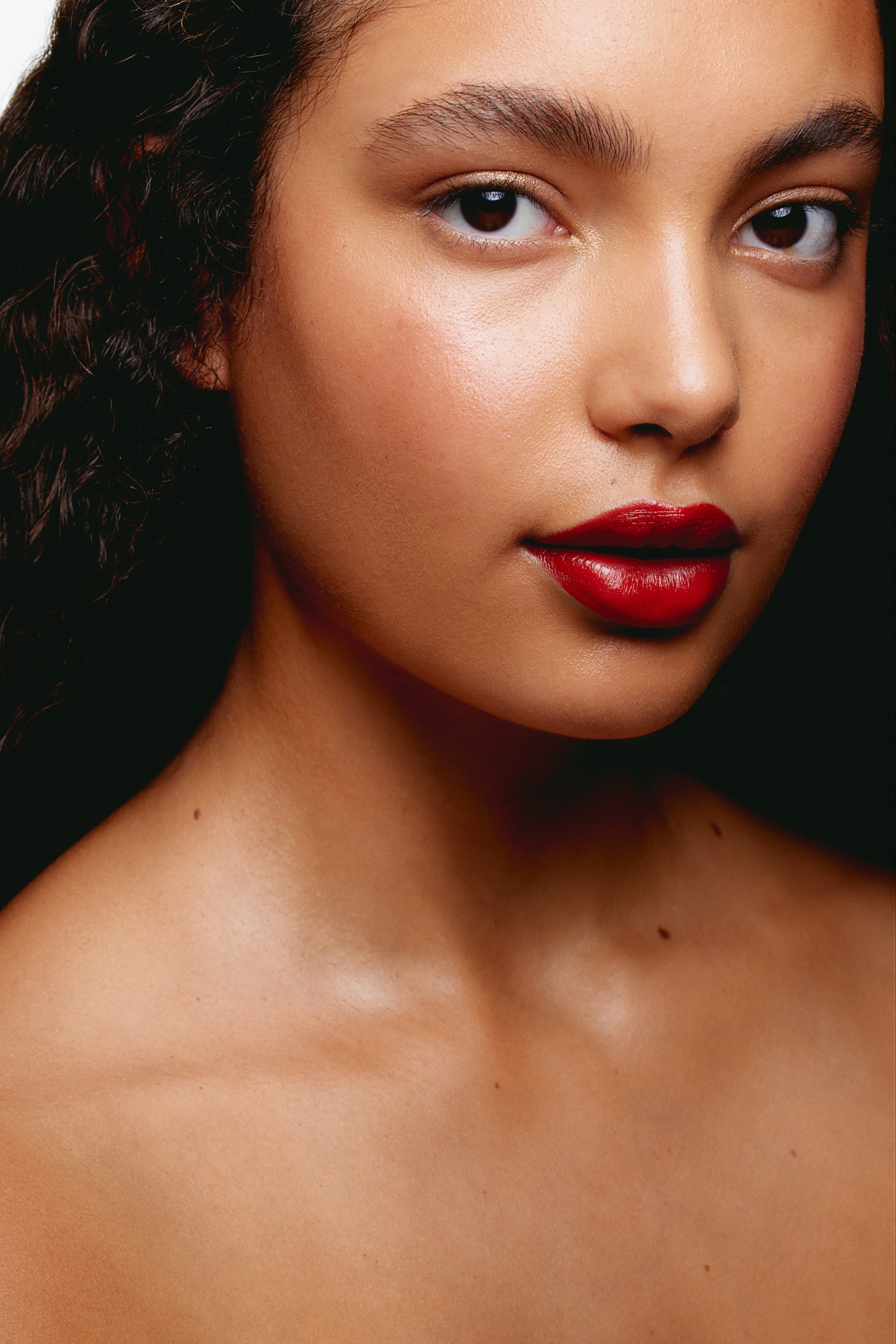 Атласная губная помада H-M 2890₽