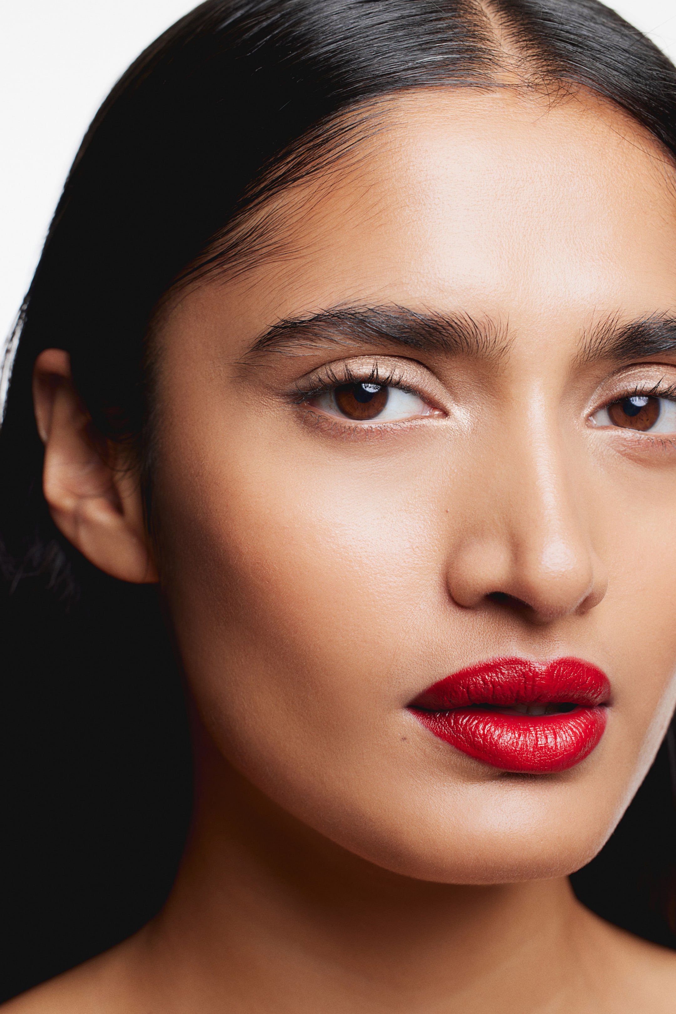 Атласная губная помада H-M 2890₽