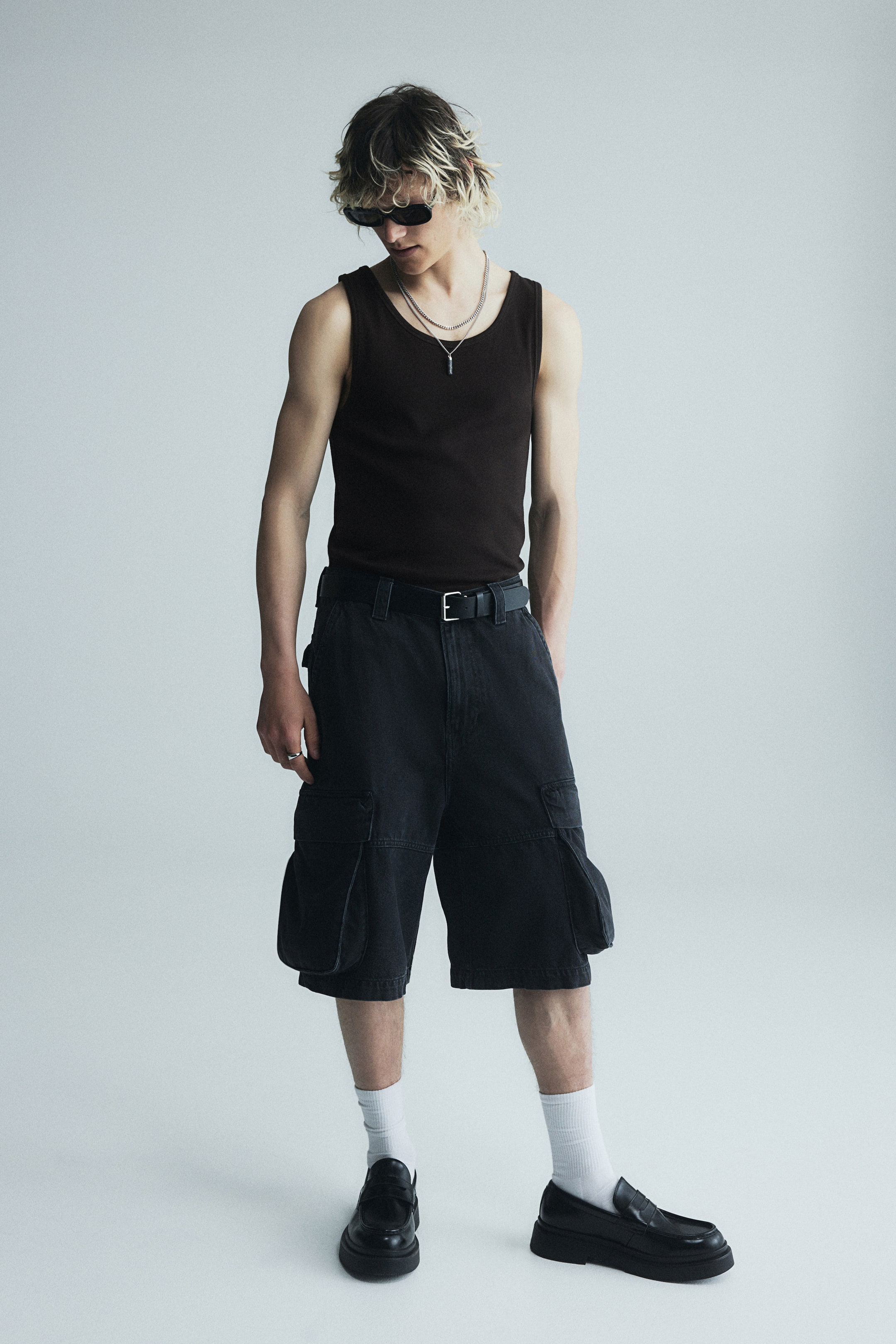 Облегающий топ на бретелях в рубчик от H-M 1990₽