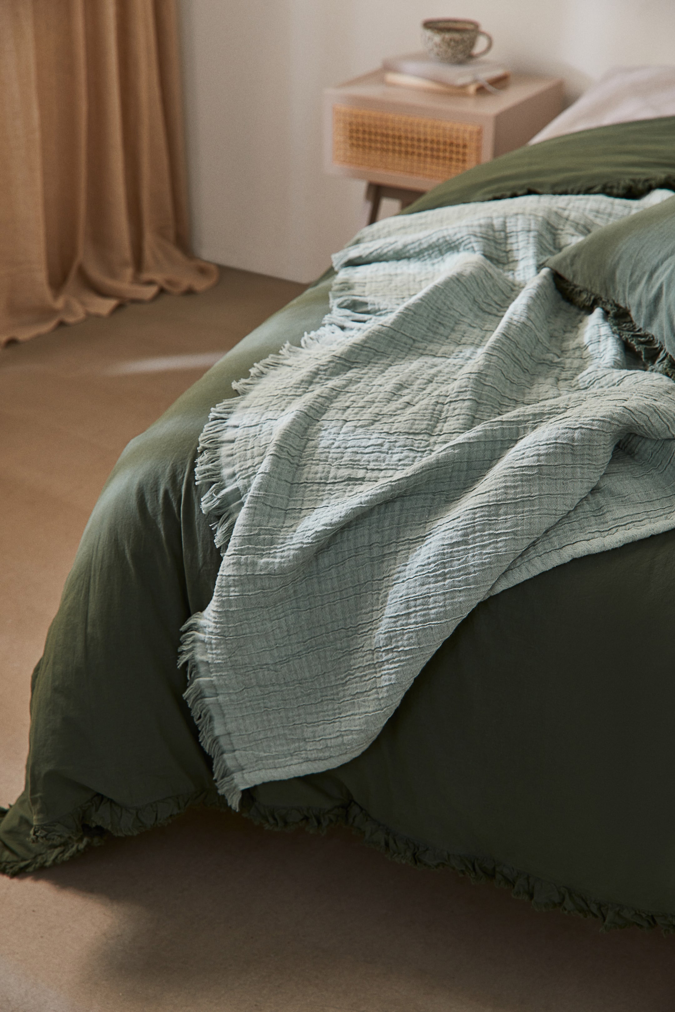 Покрывало из хлопчатобумажной смеси H-M 8590₽