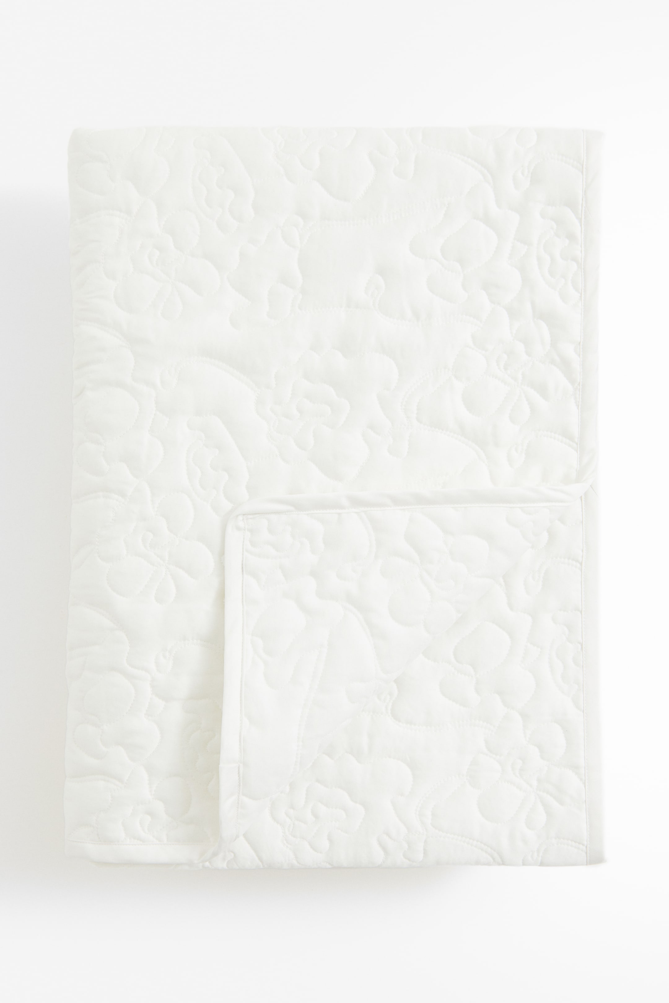 Стеганое покрывало H-M на кровать 12390₽