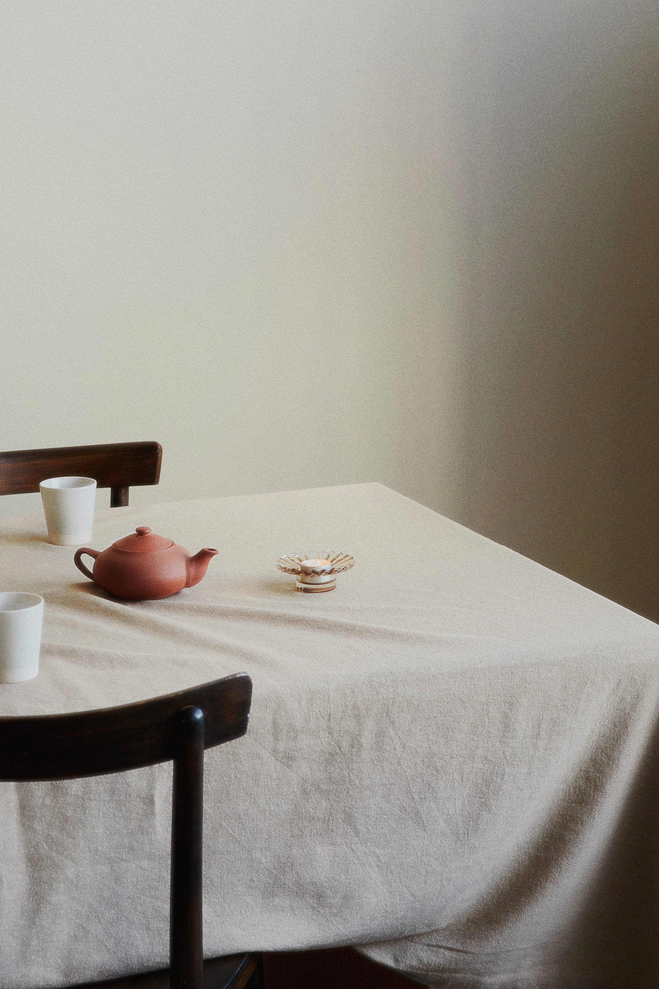 Скатерть из льняной ткани H-M 8590₽