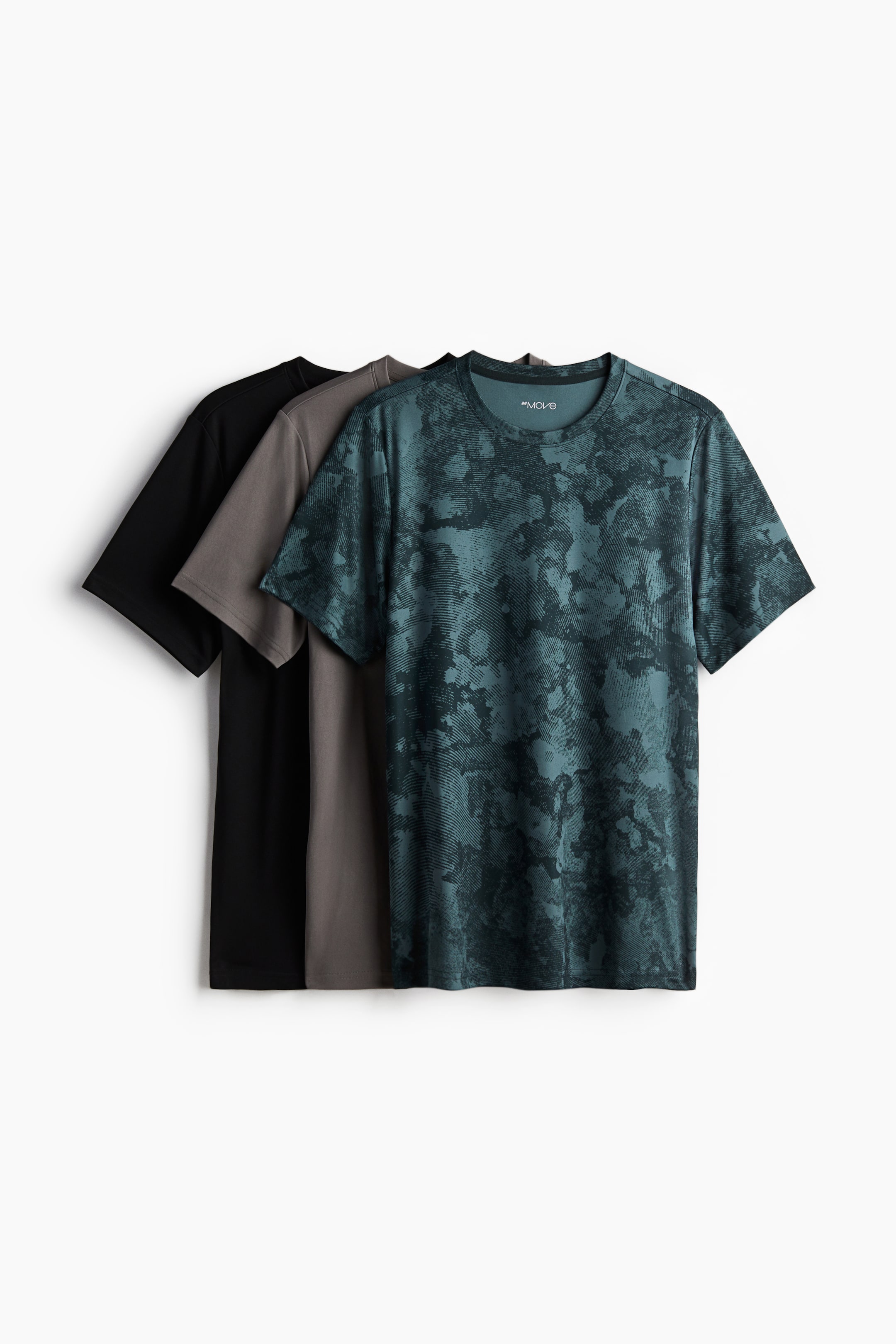 Спортивная рубашка обычного кроя из 3-х комплектов от H-M в DryMove 6690₽