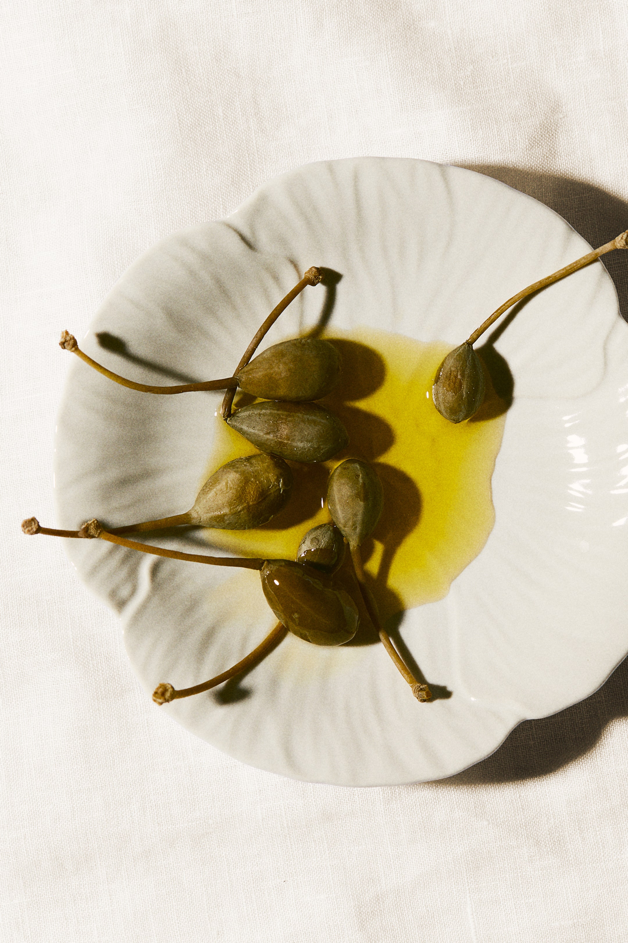 Маленькая керамическая тарелка H-M 1990₽