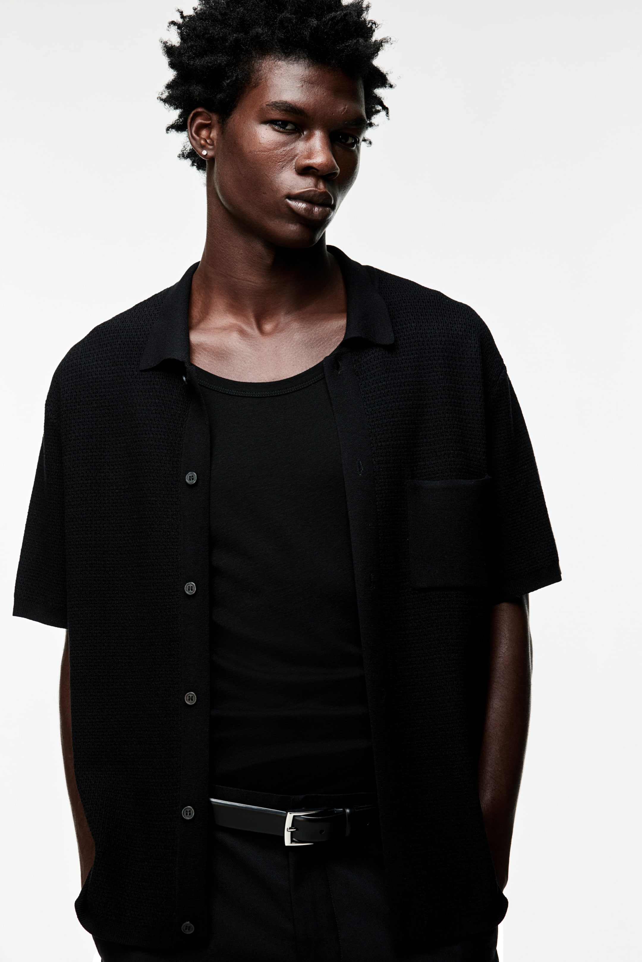 Рубашка из текстурированного трикотажа обычного кроя от H-M 7690₽