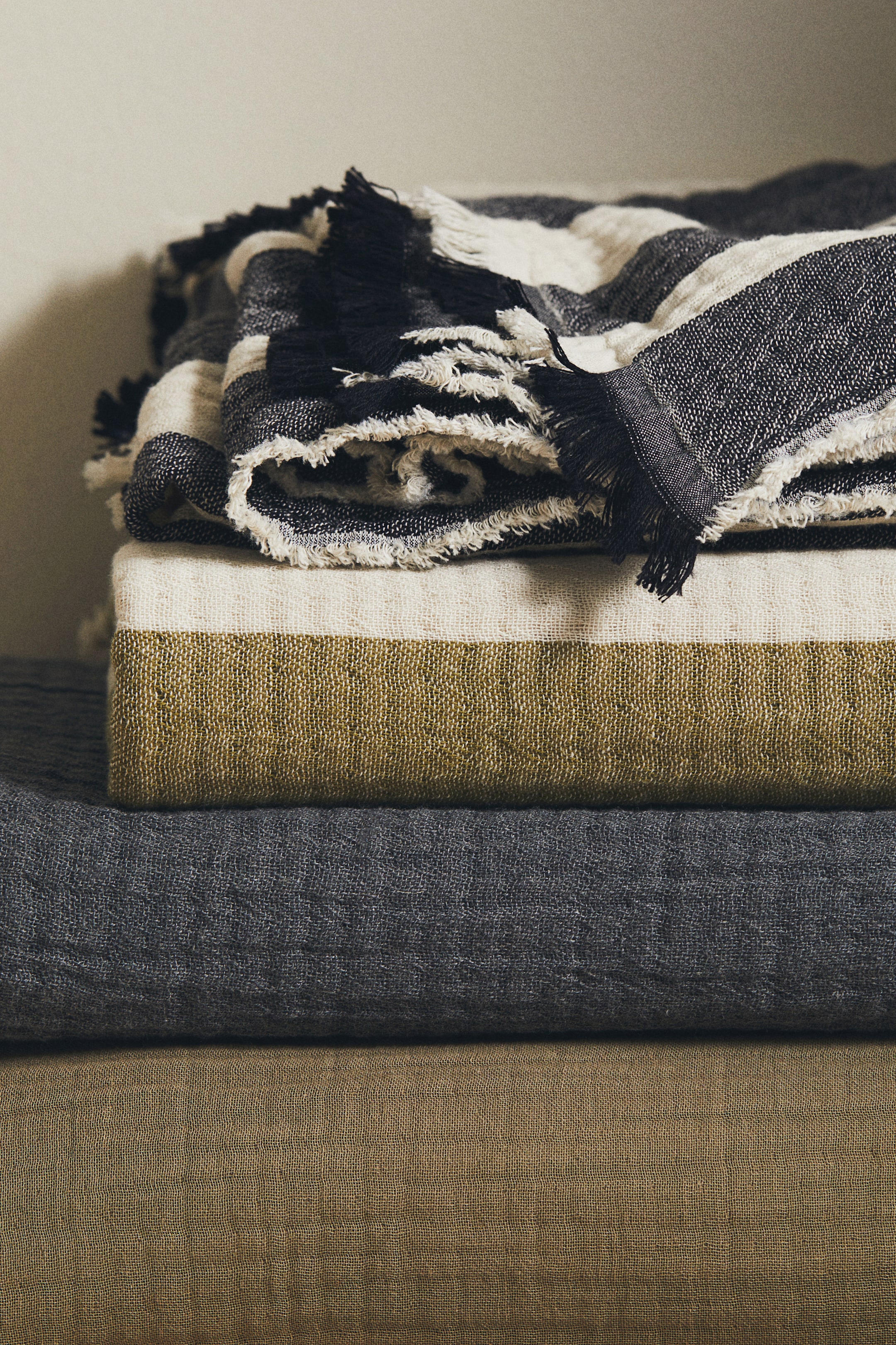 Накидка из хлопкового муслина H-M 5690₽