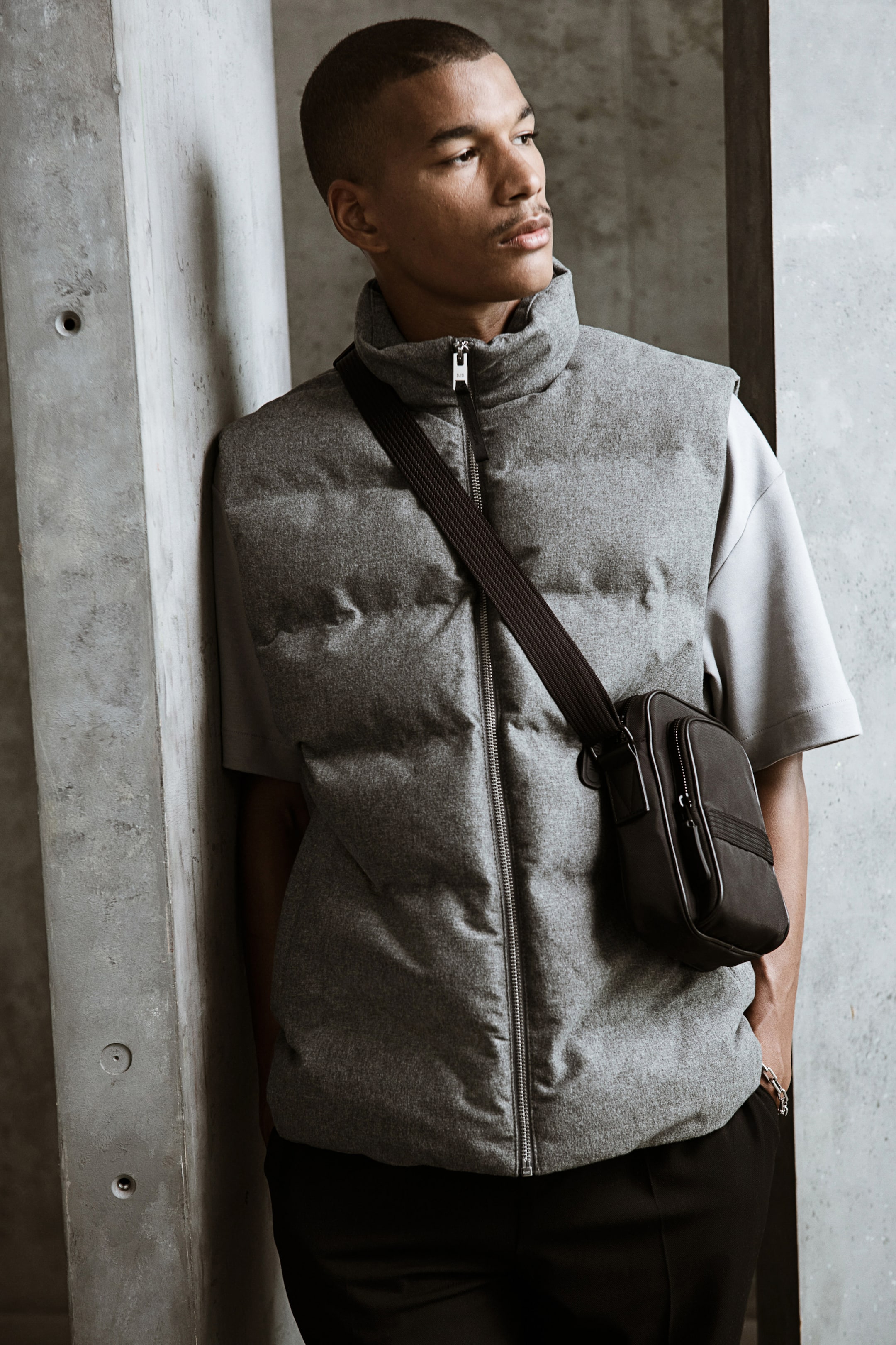 Водоотталкивающий пуховик H-M Regular Fit 6690₽